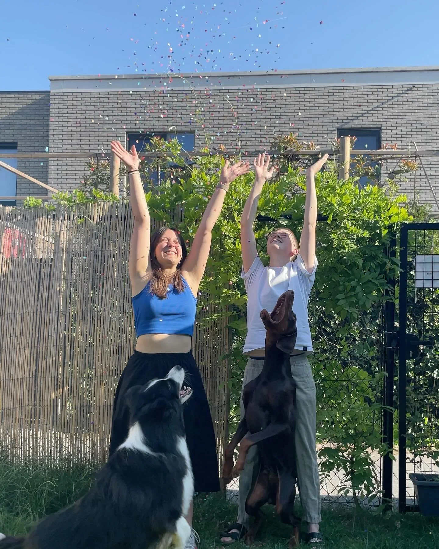 🎉 Scotch &amp; Charlie&rsquo;s is LIVE! 🎉
 
Na maanden van hard werk, zweten (en af en toe zuchten 😅), mogen we het eindelijk zeggen: Scotch &amp; Charlie&rsquo;s is officieel gelanceerd!
 
Onze gloednieuwe website staat online en we zijn helemaal