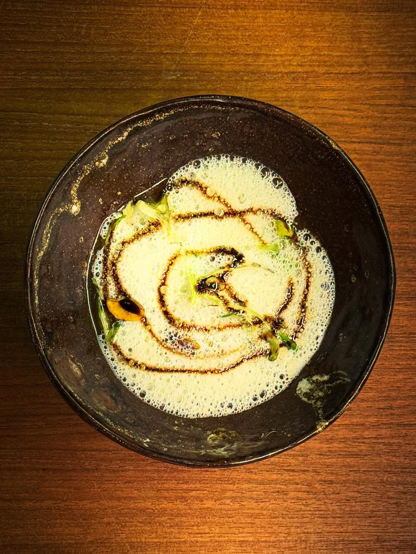 Puntarelle, pistasch, bj&ouml;rksav, rostad vitl&ouml;k
#lyranmatbar #senh&ouml;st