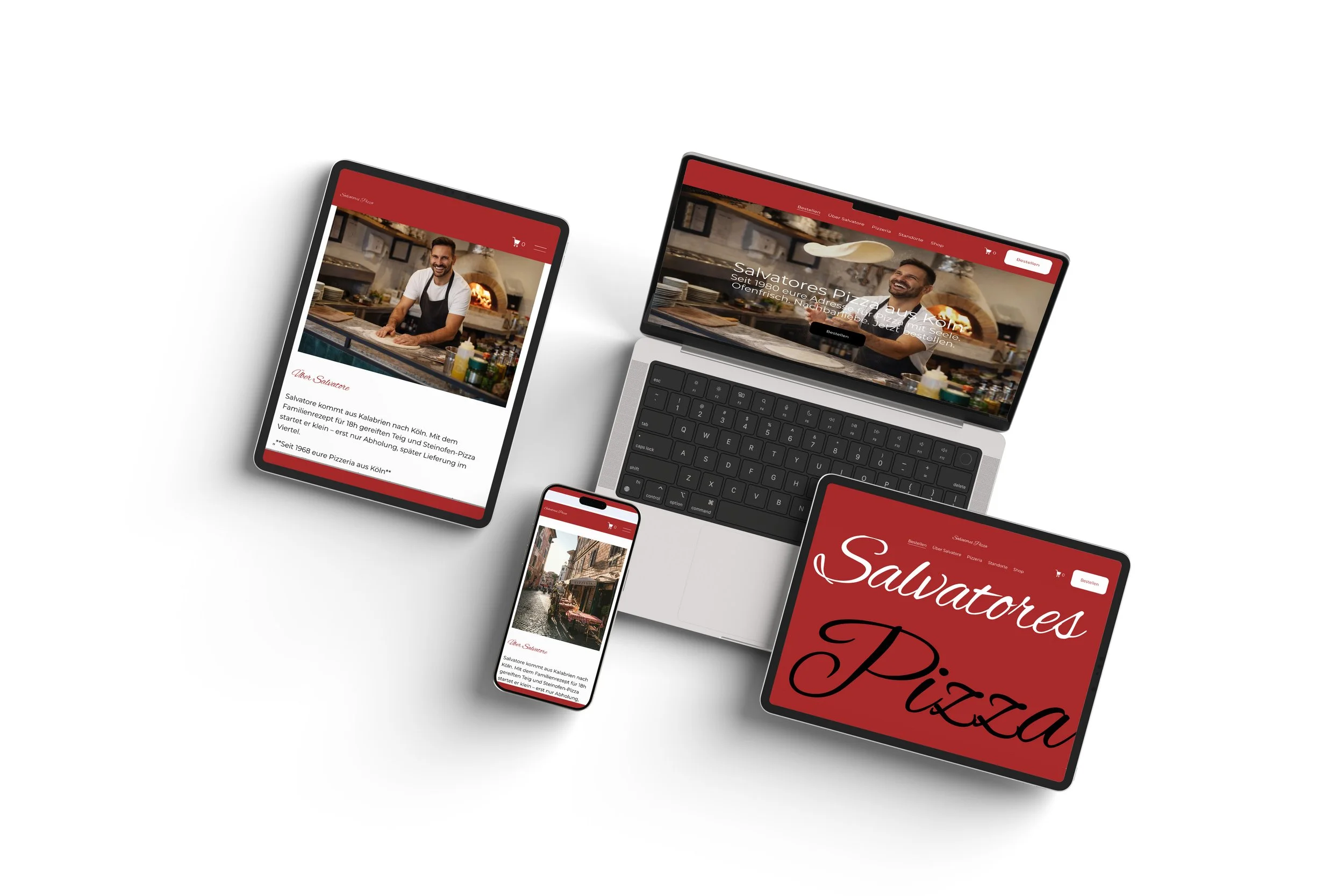 Elektronische Geräte mit der Website eines Pizzarestaurants, einschließlich Tablet, Smartphone, Laptop und E-Reader auf weißem Hintergrund. Der Bildschirm des Laptops zeigt die Webseite des Restaurants, der Tablet- und Smartphone-Bildschirm zeigen verschiedene Seiten der Webseite, und das E-Reader-Display zeigt den Namen 'Salvatores Pizza' auf rotem Hintergrund mit schwarzer Schrift.