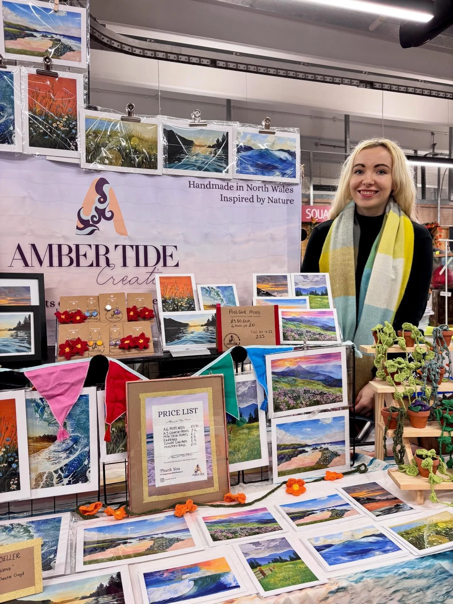 Had such a lovely day at @wrexhammakersmarket yesterday! Such a festive atmosphere and a wonderful event right on my doorstep 🎄

Thanks so much to everyone who came down to support small businesses 🧡

Also thanks so much for everyone who made a pur