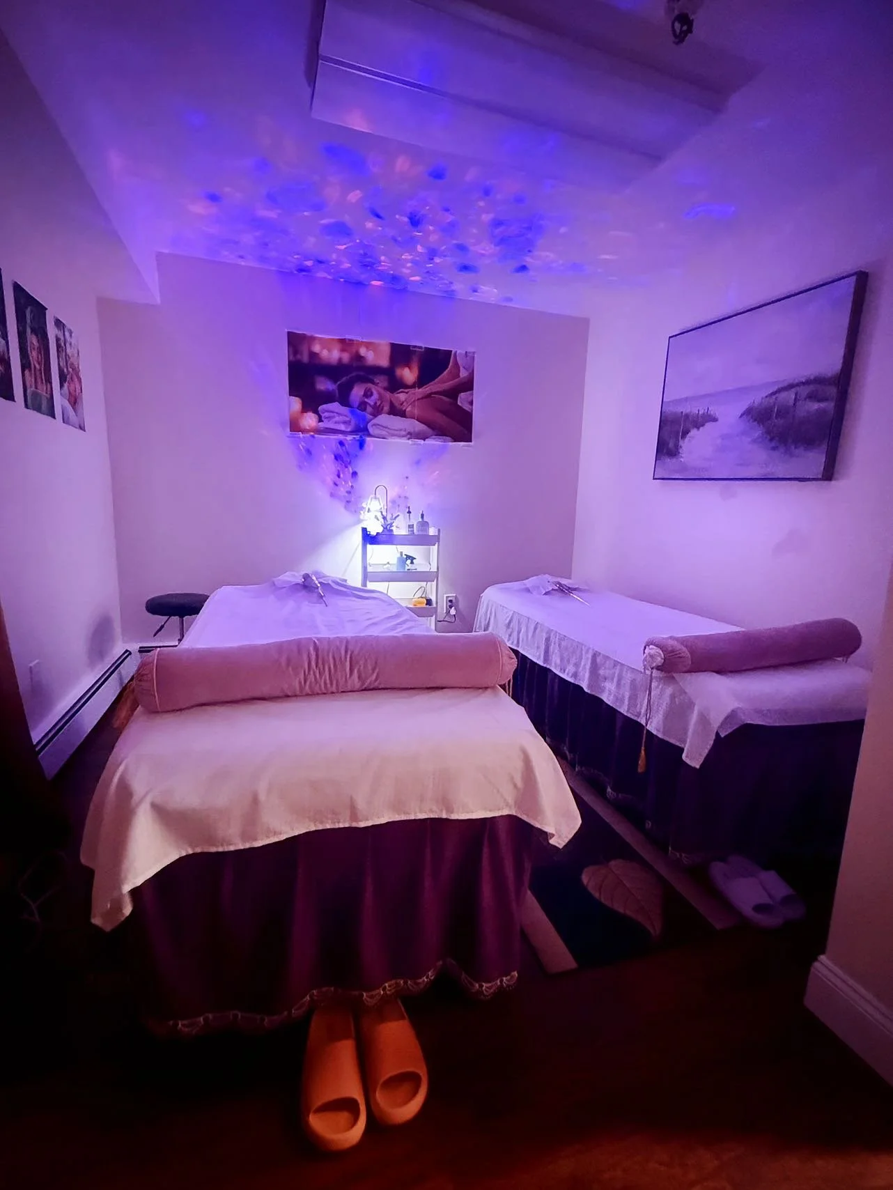 Couples private massage room