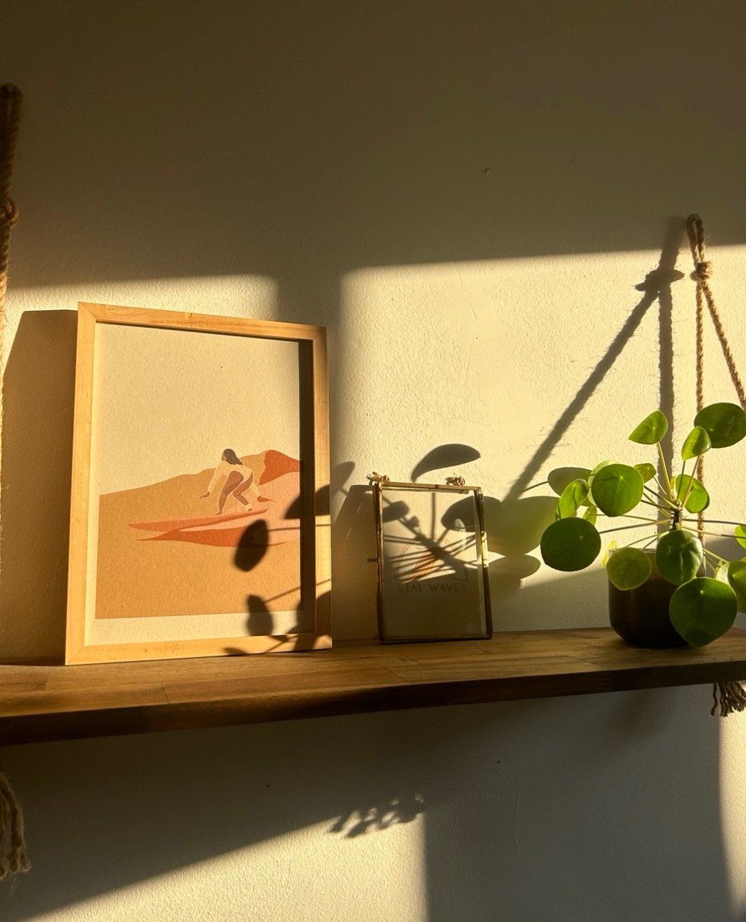 Golden hour 💛

#surfart #coastalart #coastalwalldecor #surfculture #oceaninspiredart