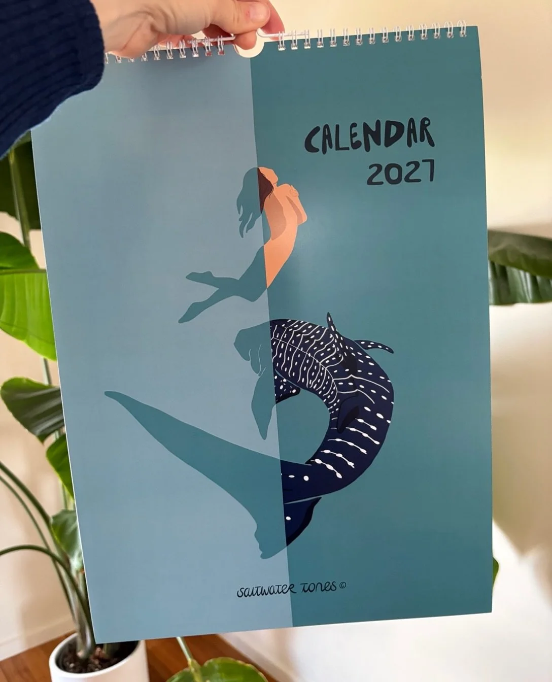 From now on you get free shipping within Australia! And still a free goodie with every order - how good it that?

#calendar2027 #oceaninspiredart #coastalwalldecor #coastalwallart #surfculture