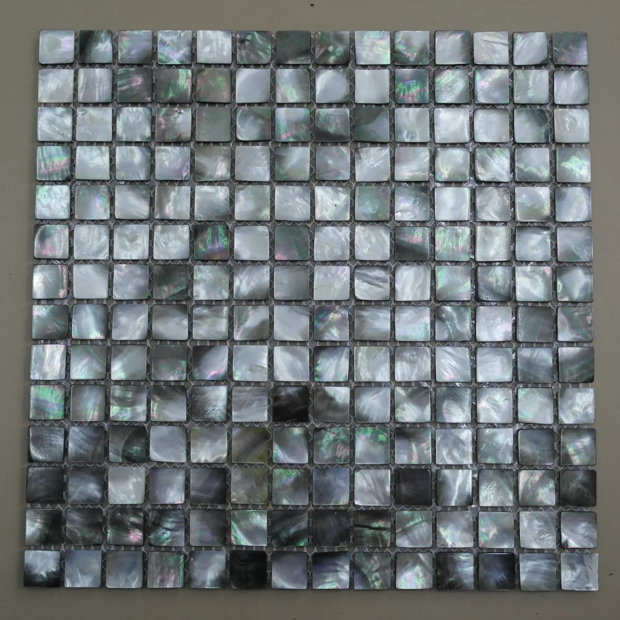 Pearlosa-mother-of-pearl-black-pearl-MOP20BLK-305x305.webp
