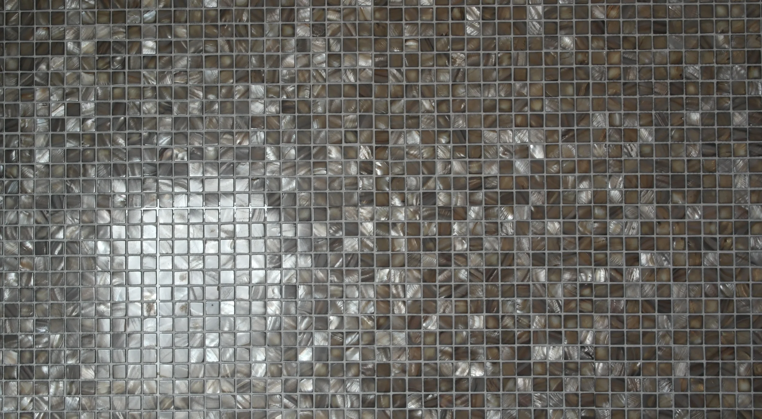 Pearlosa-mother-of-pearl-mosaics-MOP25LG-Light Grey-300x300.webp