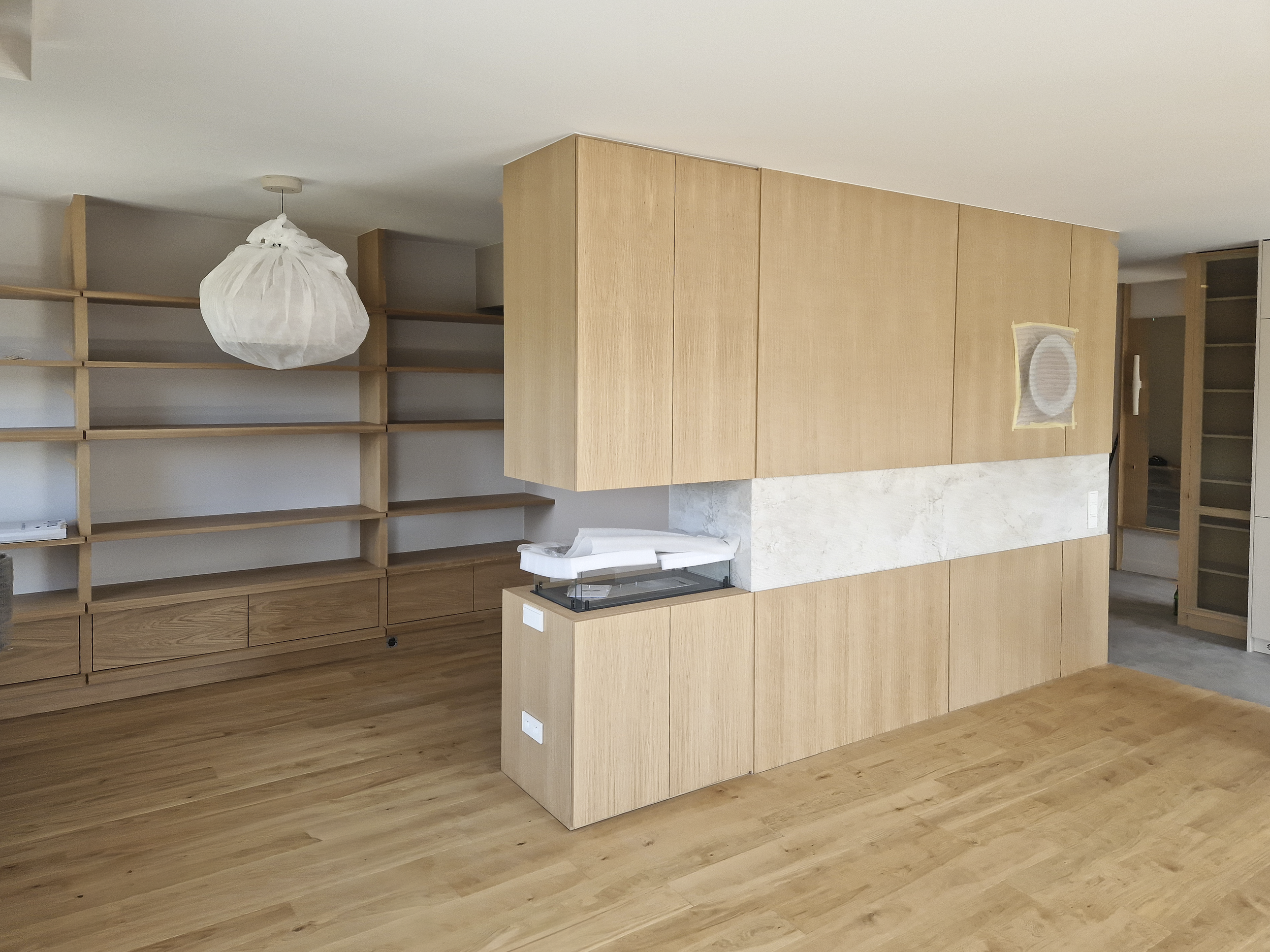 merchel-stolarka-gdynia-apartment-03-kitchen-built-in.png