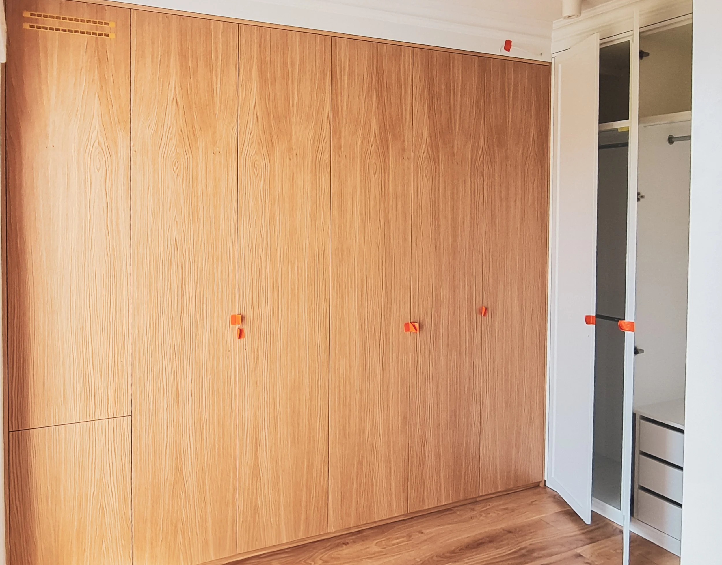 merchel-stolarka-custom-wardrobes-built-in-furniture-gdansk_15.jpg