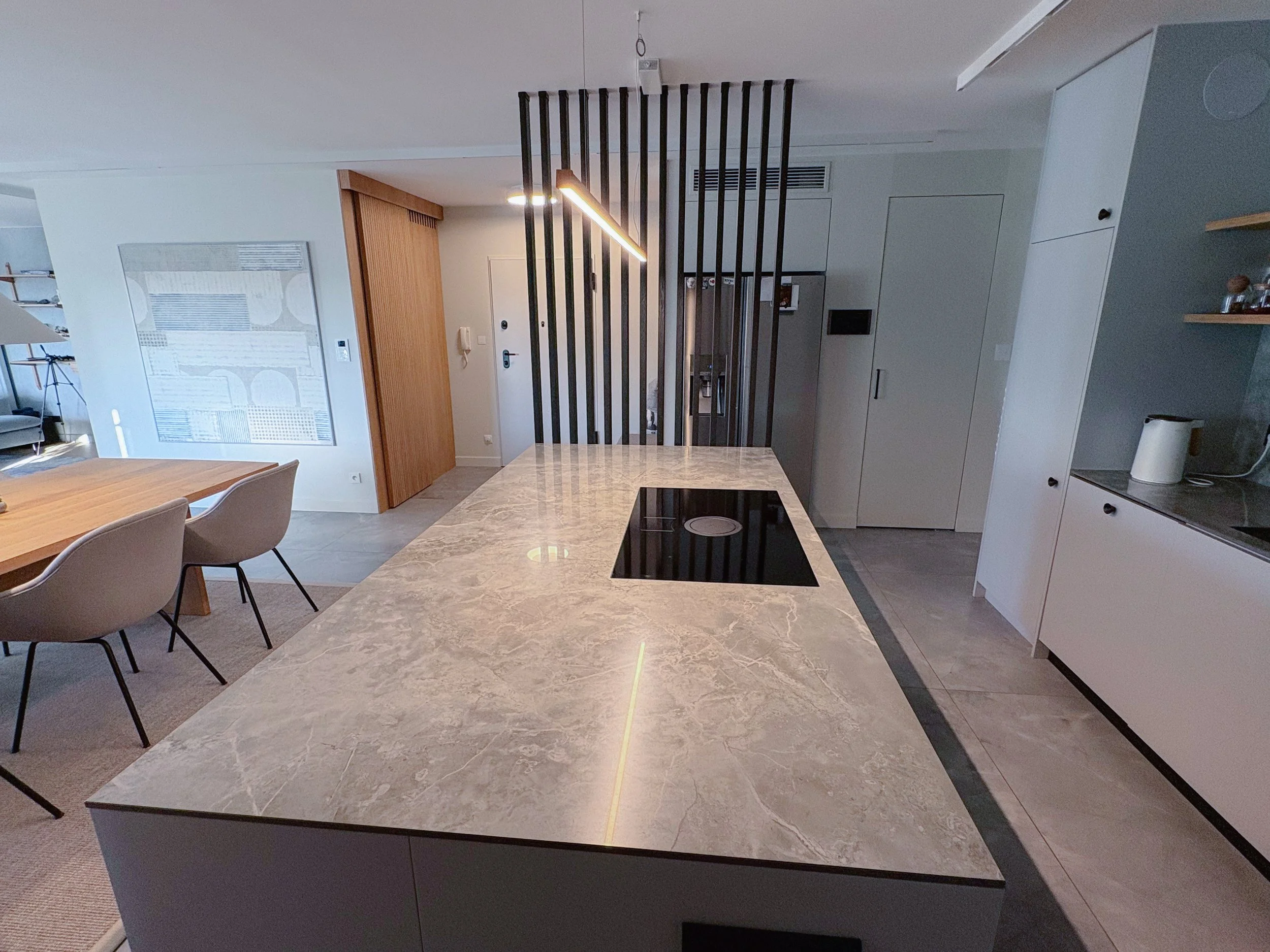gdansk-morena-apartment-01-kitchen-island-overview.jpg