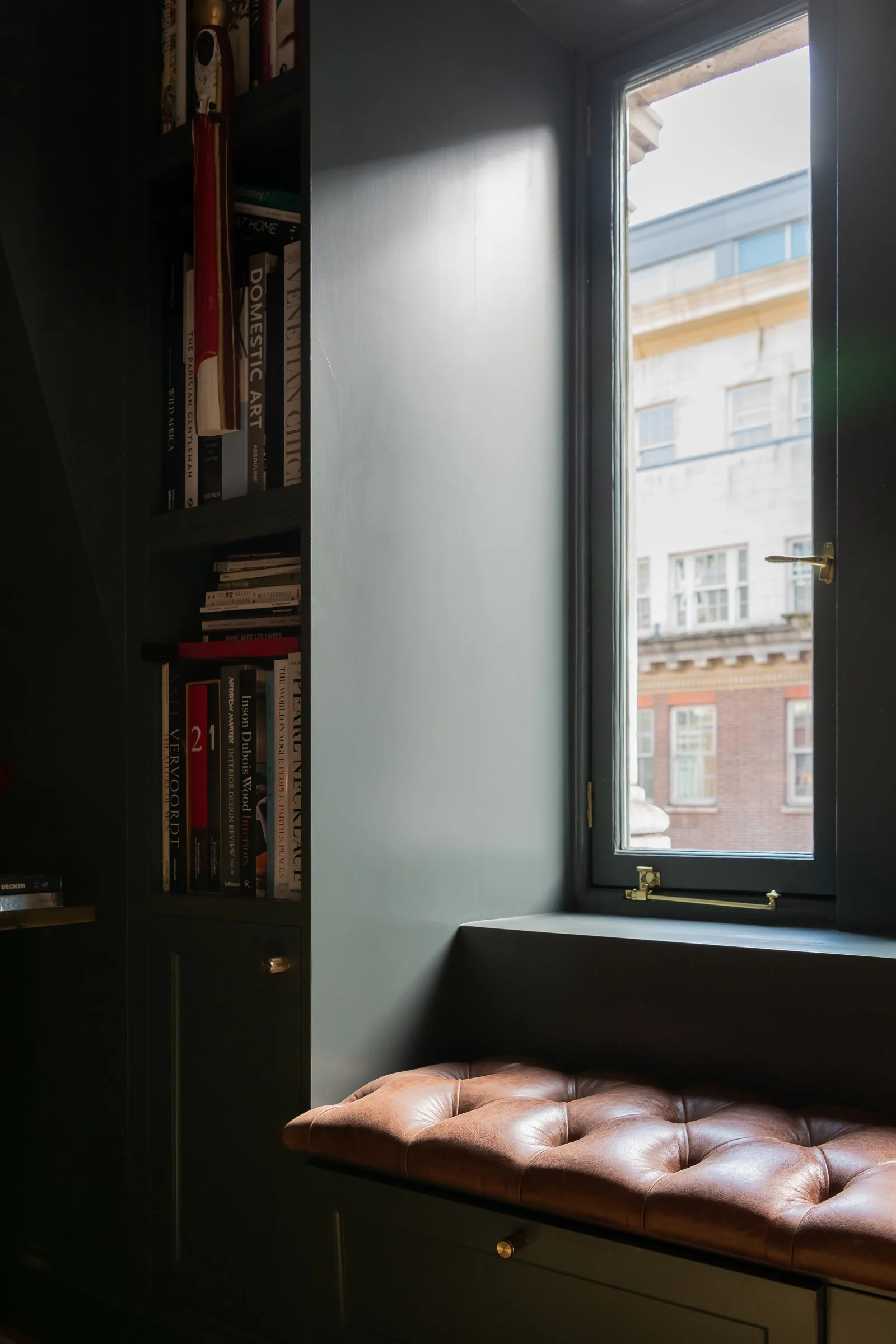 Mayfair Apartment5.jpg
