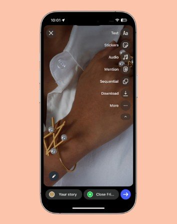 screenshot showing step by step how to use Instagram collage feature