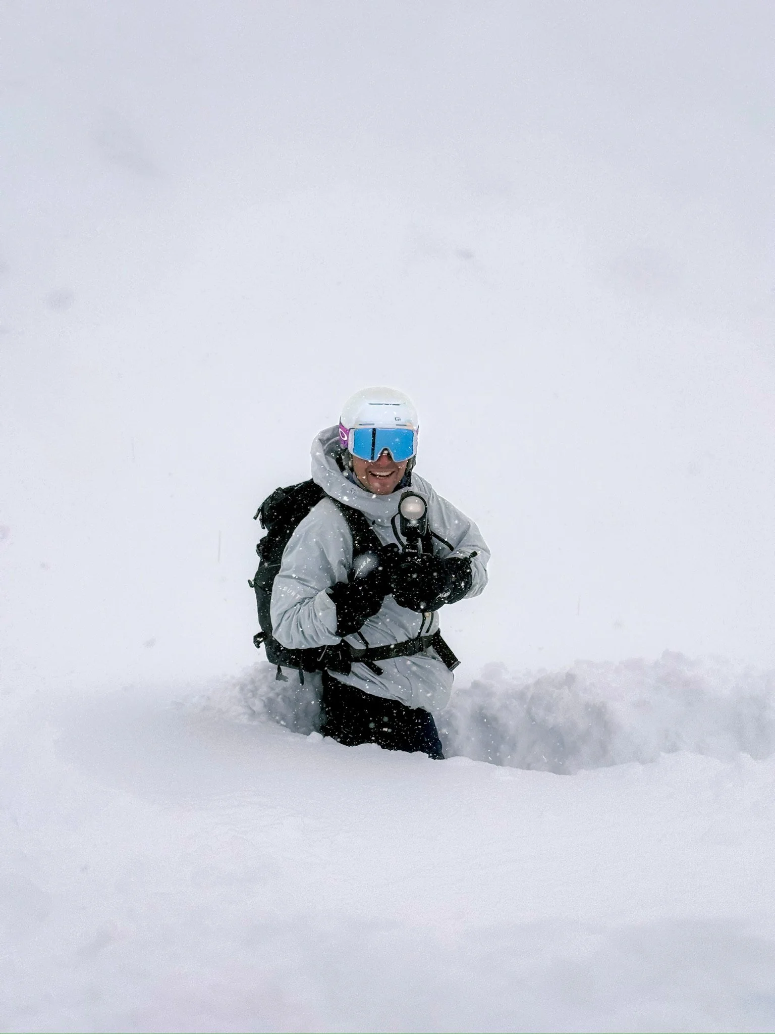 Aller à dans la neige avec son materiel photo. même quand il coûte cher.
