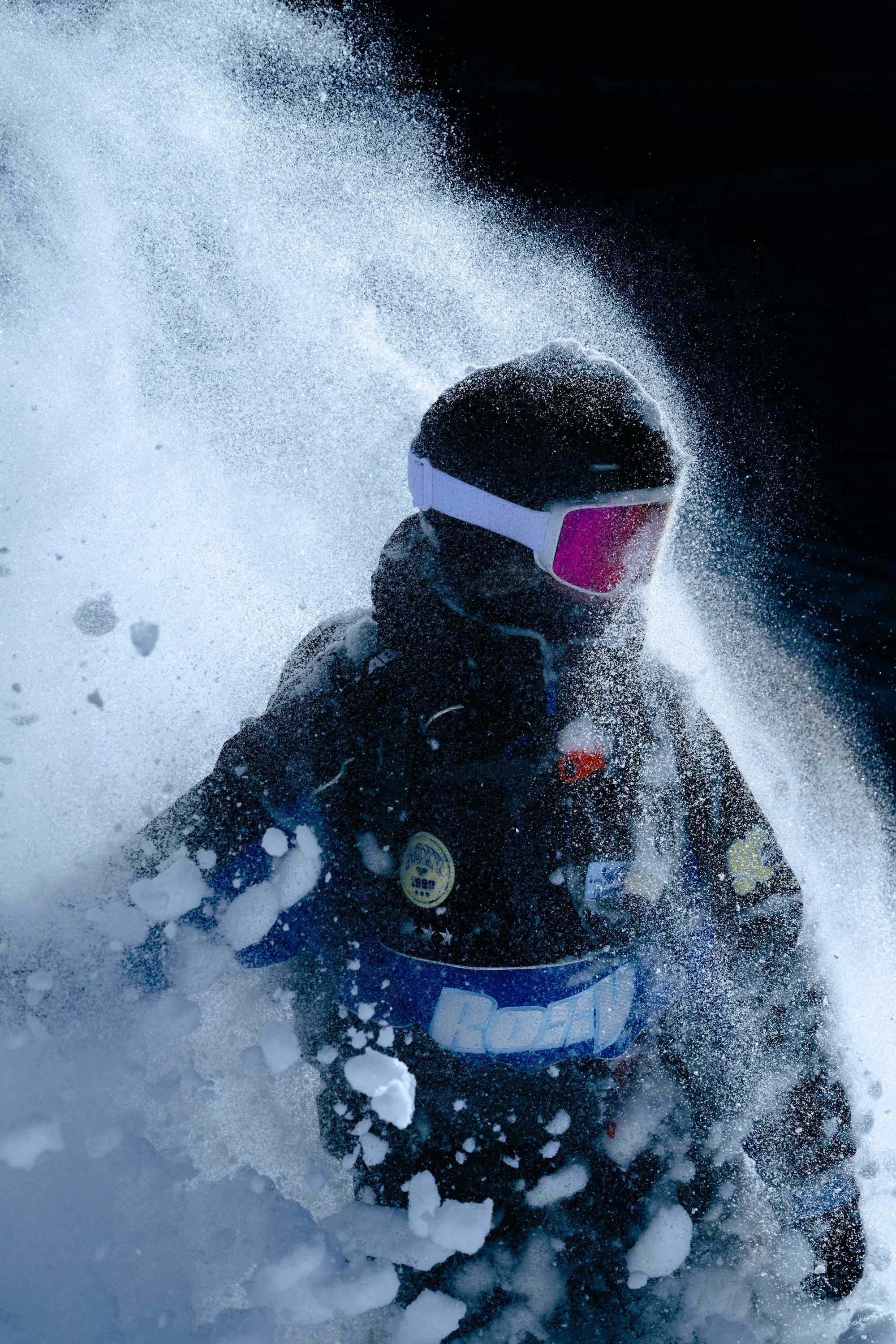 Emma - Roxy xx Nidecker xx Dakine 25'