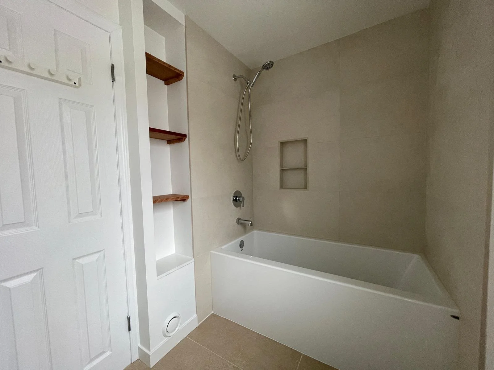 WhatsApp Image 2025-05-15 at 06.29.33 (1).jpeg