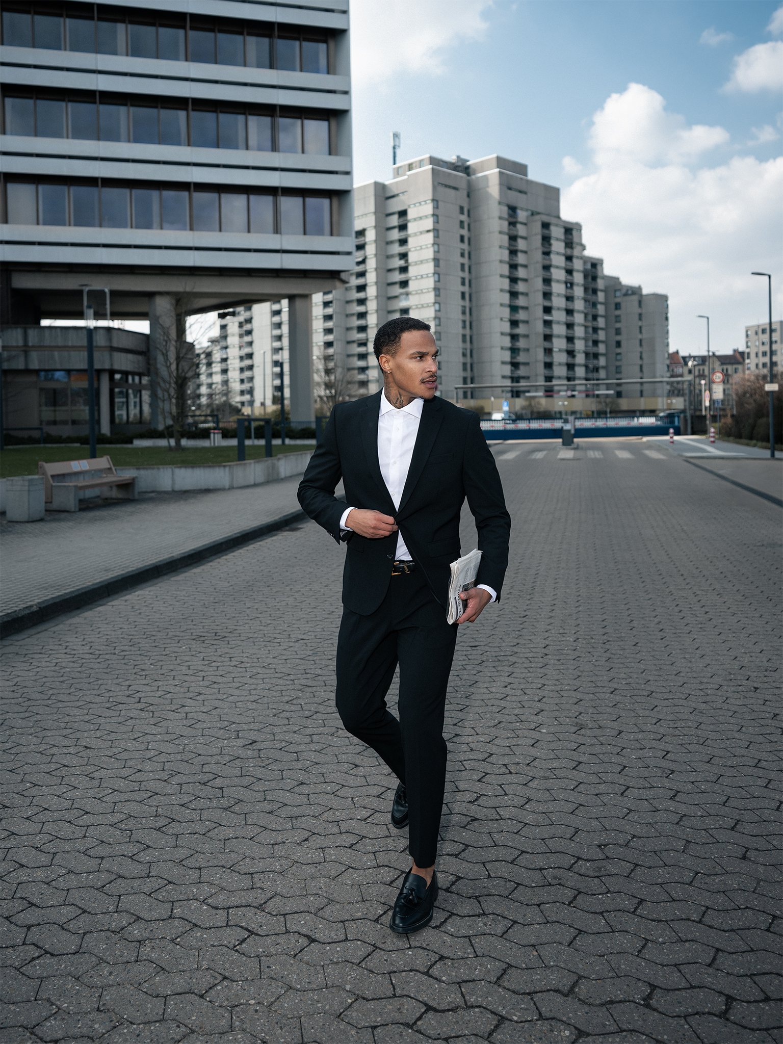 raphael-vidamodels-nuernberg-outdoor-business-fashion-peter-becher-studio.jpg