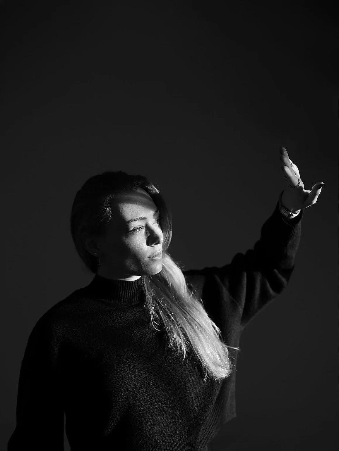 milena_peter-becher-studio-portrait-sw.jpg