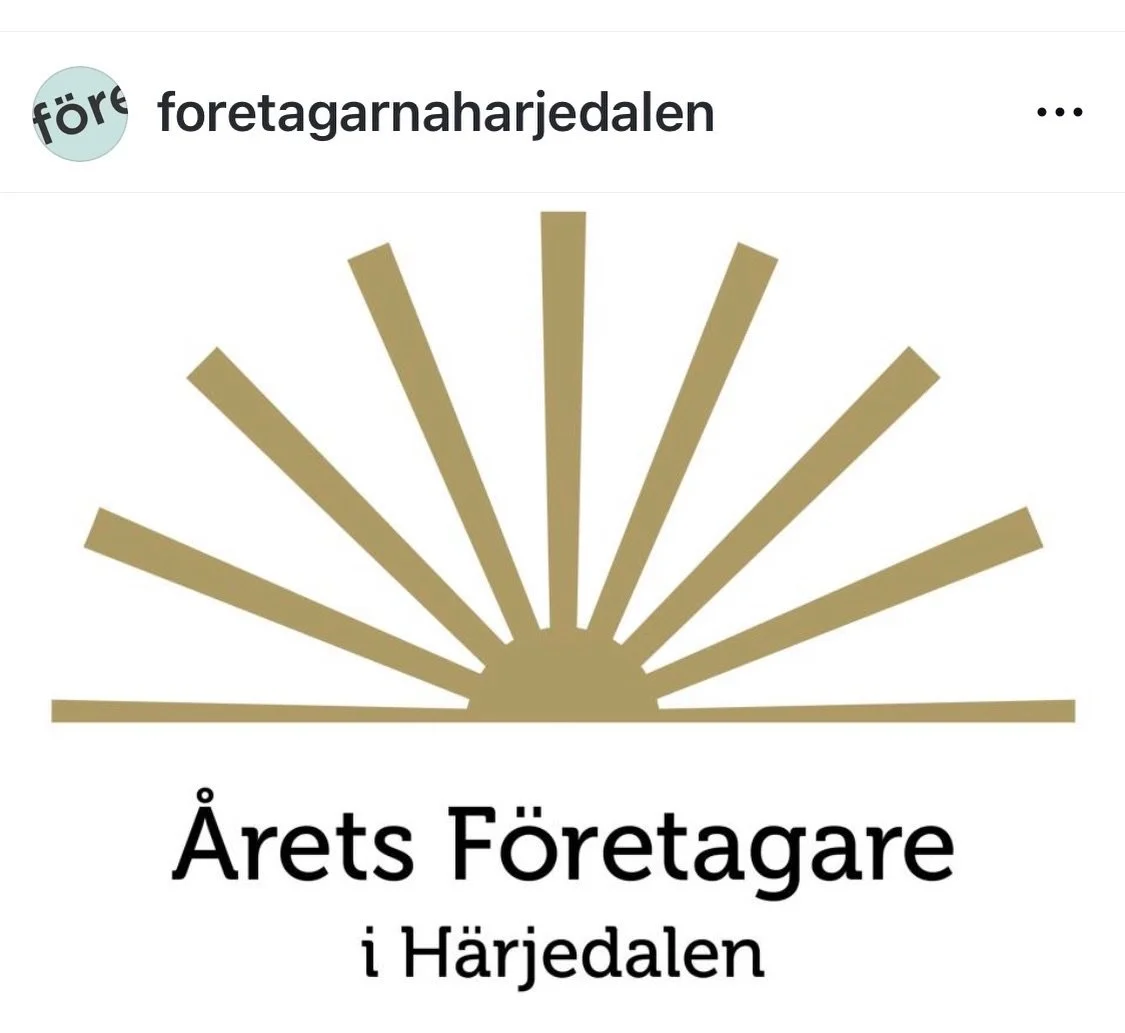 Ibland h&auml;nder det som f&aring;r tiden att stanna en stund. I P&aring;skveckan kom samtalet som informerade att jag &auml;r finalist i &Aring;rets F&ouml;retagare H&auml;rjedalen 2026!

Som ensamf&ouml;retagare g&ouml;r man allt sj&auml;lv. Fr&ar