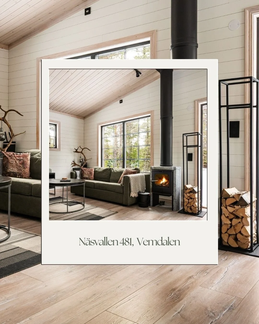 Det finns platser som inte beh&ouml;ver ta i f&ouml;r att k&auml;nnas. Den h&auml;r stugan p&aring; N&auml;svallen, nedanf&ouml;r Klockarfj&auml;llet i Vemdalen, &auml;r en s&aring;dan. 🌲

H&auml;r r&ouml;r sig dagarna l&aring;ngsamt. Ljuset skiftar