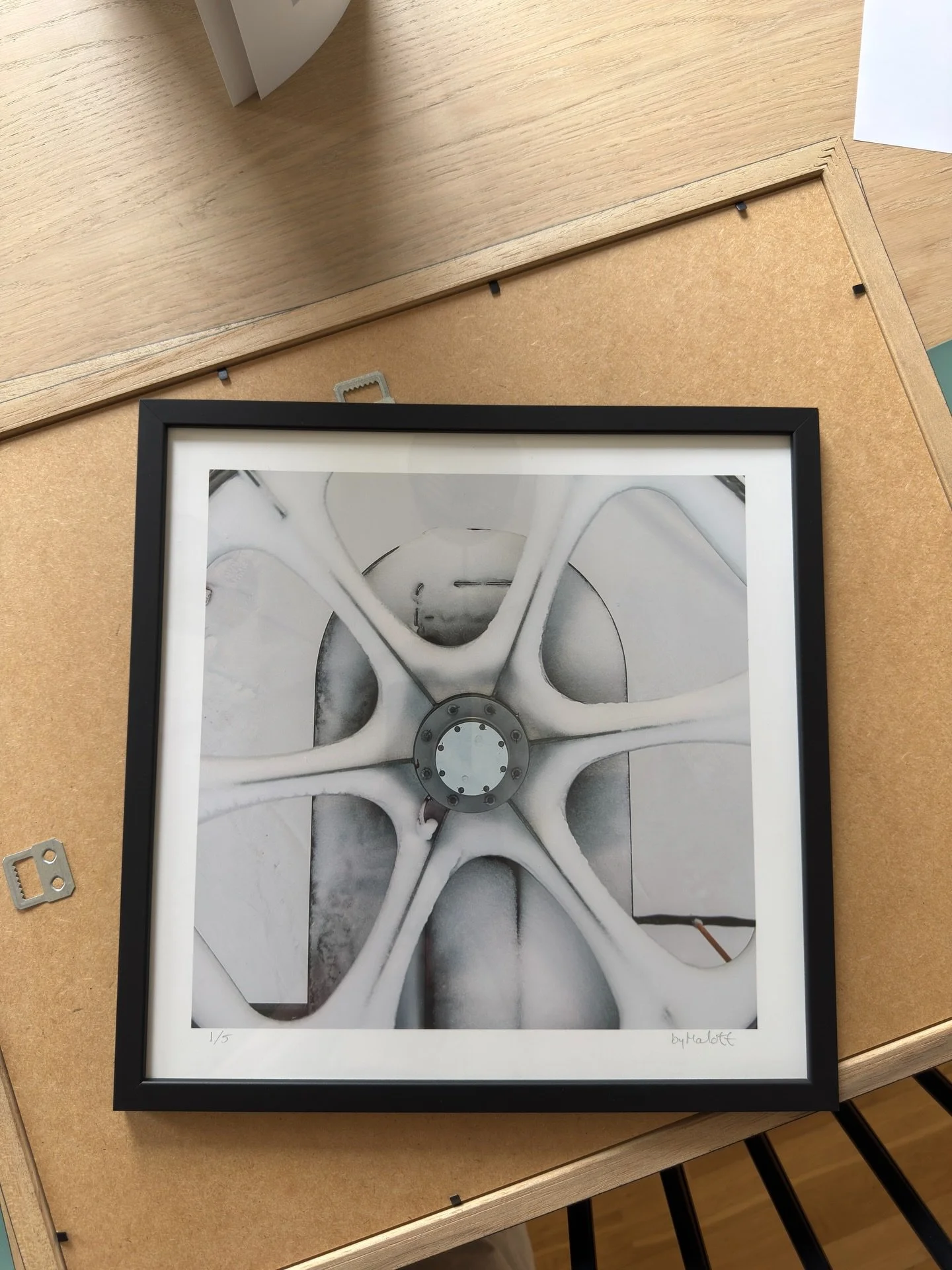 Ett nytt projekt. I helgen h&auml;nder det n&aring;got fint h&auml;r i g&aring;rdsbutiken med fotokonst p&aring; Jutbacken 2. KulTur, Region J&auml;mtland H&auml;rjedalens evenemang, flyttar in i g&aring;rdsbutikens galleri och jag passar p&aring; at