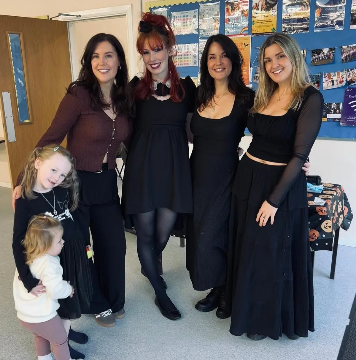 What a great turn out for @lalalanguekids &amp; @michellehird event! Thanks to everyone who bought a bag from my Build a Bag stall - was so fun to make these on request!! 

#halloweeen #autmn #binxthejinx #bookevent #creativestalls #cricut #creative 