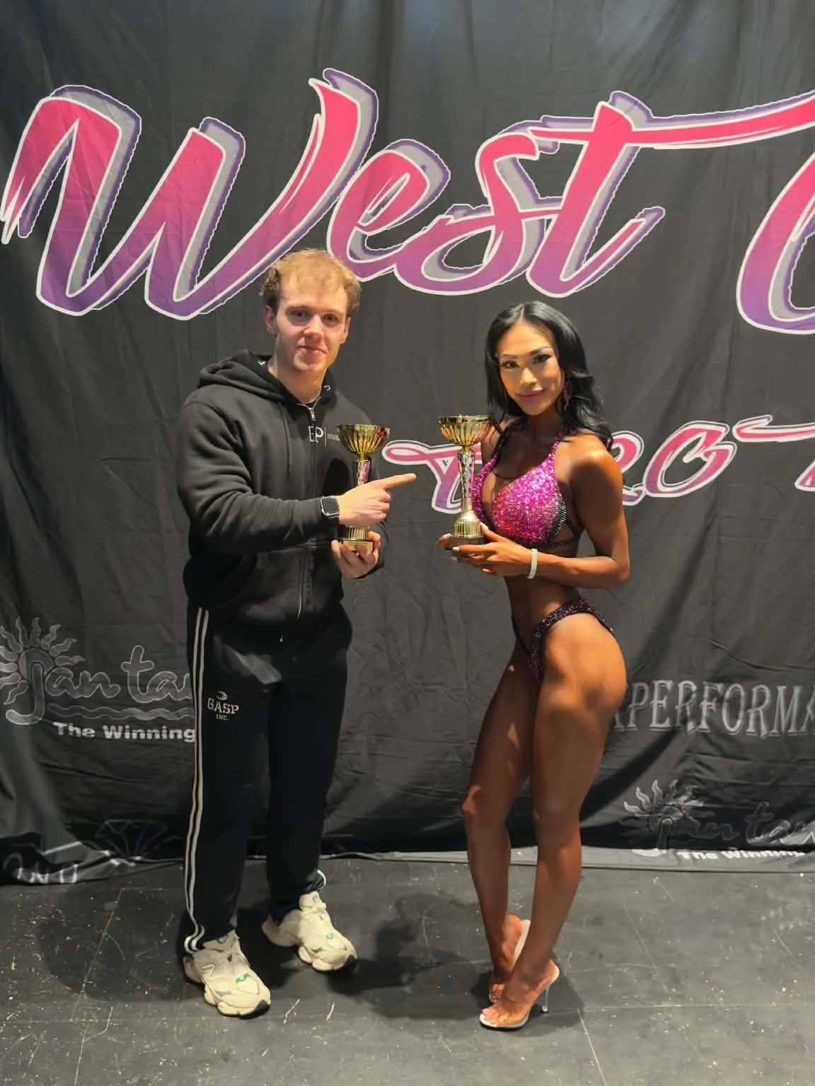 Proud coach moment!

Stor takk og gratulasjon til @annfossum for tilliten og prestasjonen denne helga. 2x🥈 i bikinifitness som debutant!!

Dm for coaching📩!