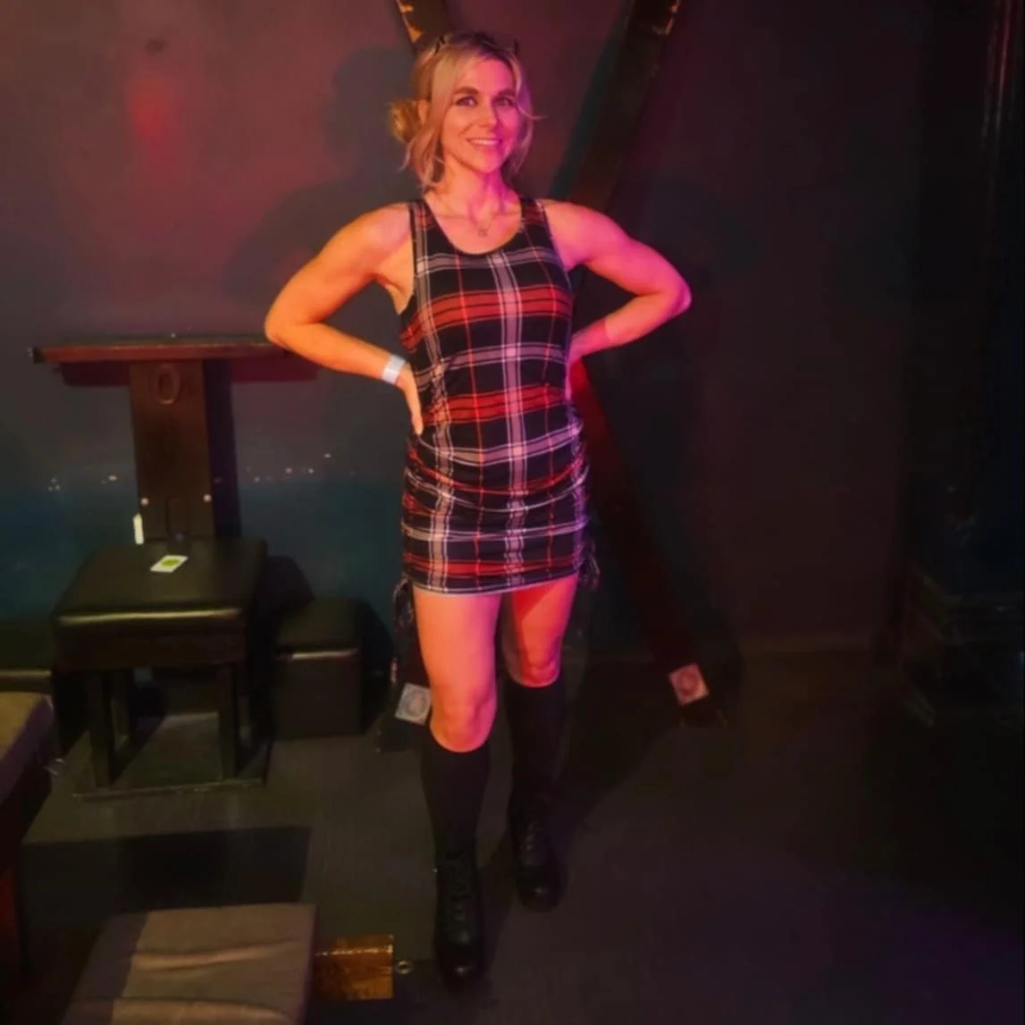 brittany-loignon-psychotherapist-toronto-club-scene.jpeg rave oasis speaker polyamory ethical non-monogamy enm cnm swinging adult