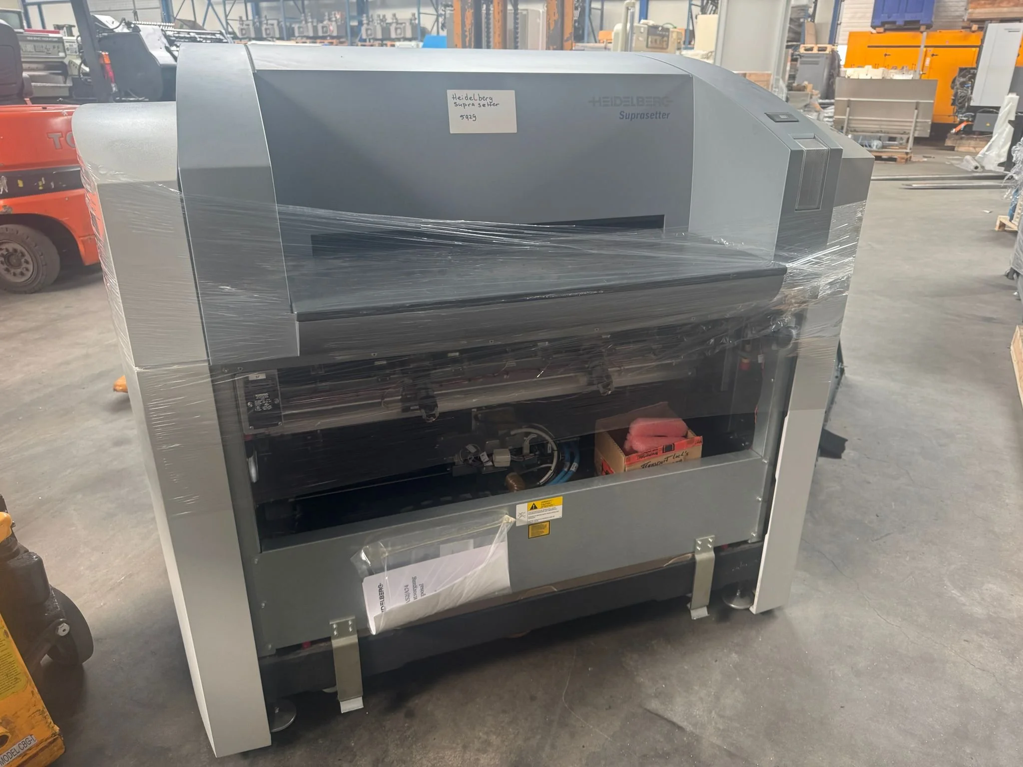 IPPMCO-Heidelberg-Suprasetter-A52-03.jpeg