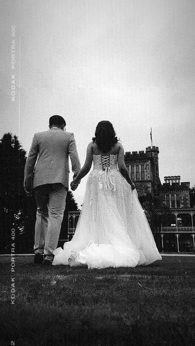 Well. I’m excited to see the photos for this wedding. (Cues Taylor Swift in)
Now playing: #LoveStory 🏰