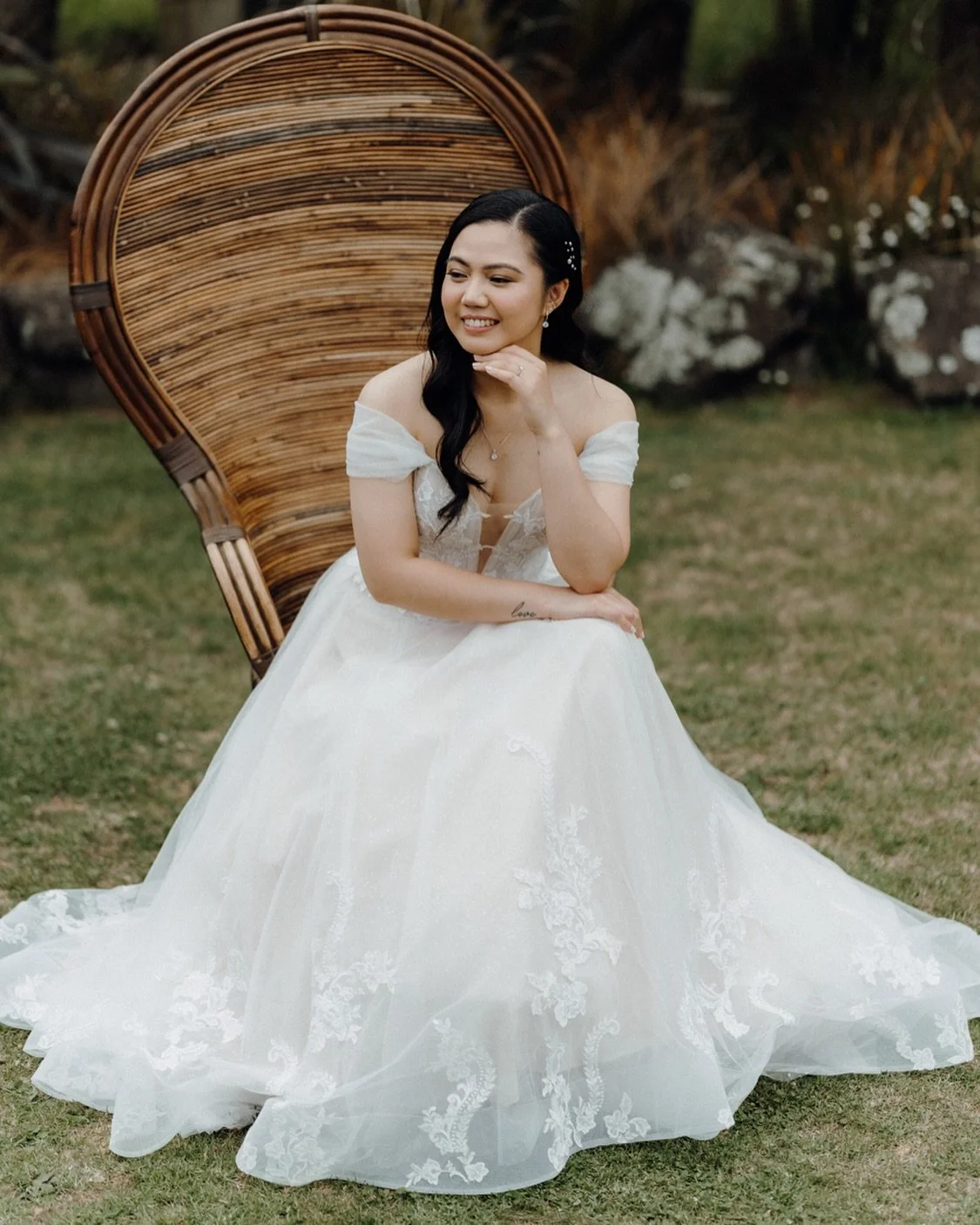 To Amore,

To be seen is to be loved. Brides who are happy and surrounded by a good circle (family and friends) always show. Watching you laugh and banter with everyone on your wedding day was a gift. Remember our chikahan? This is a milestone of cel