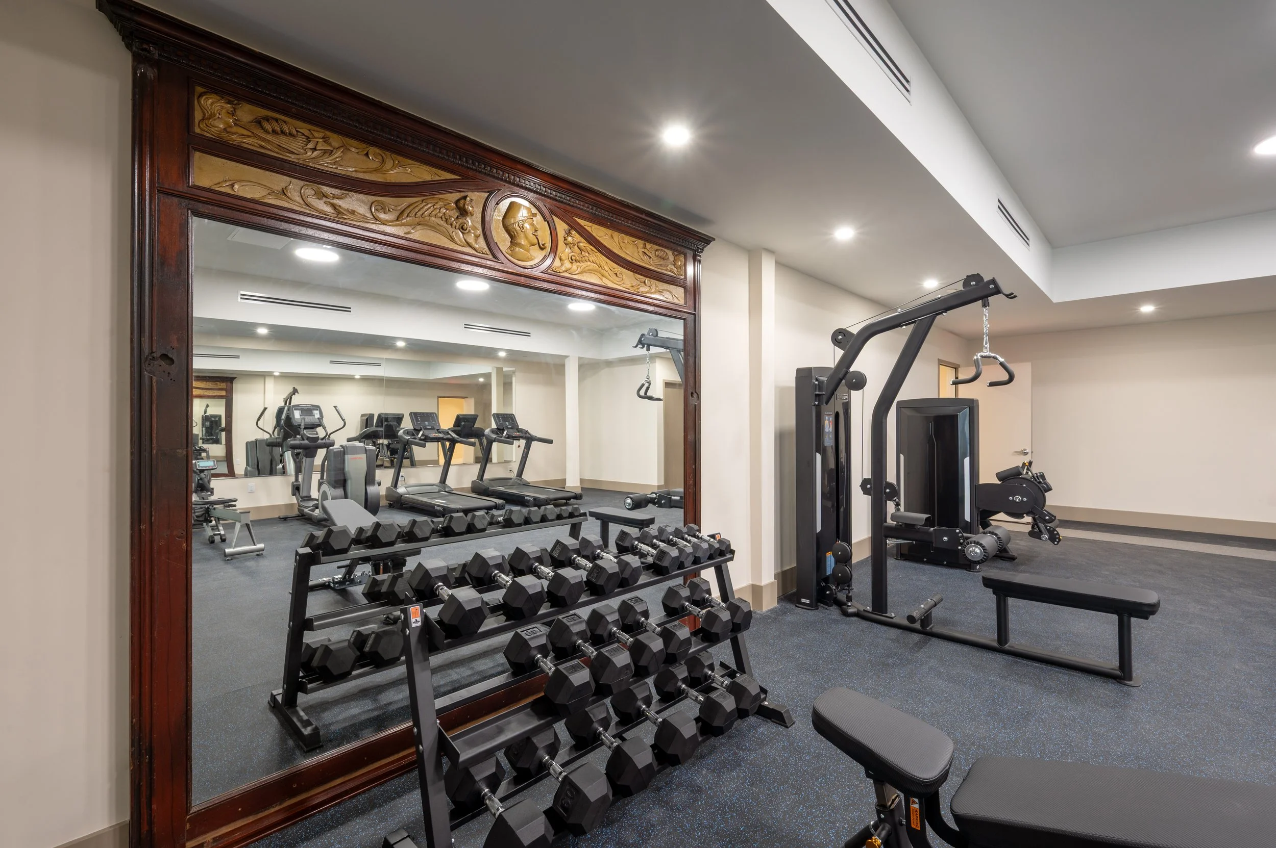 857 Bergen - Gym 2.jpg