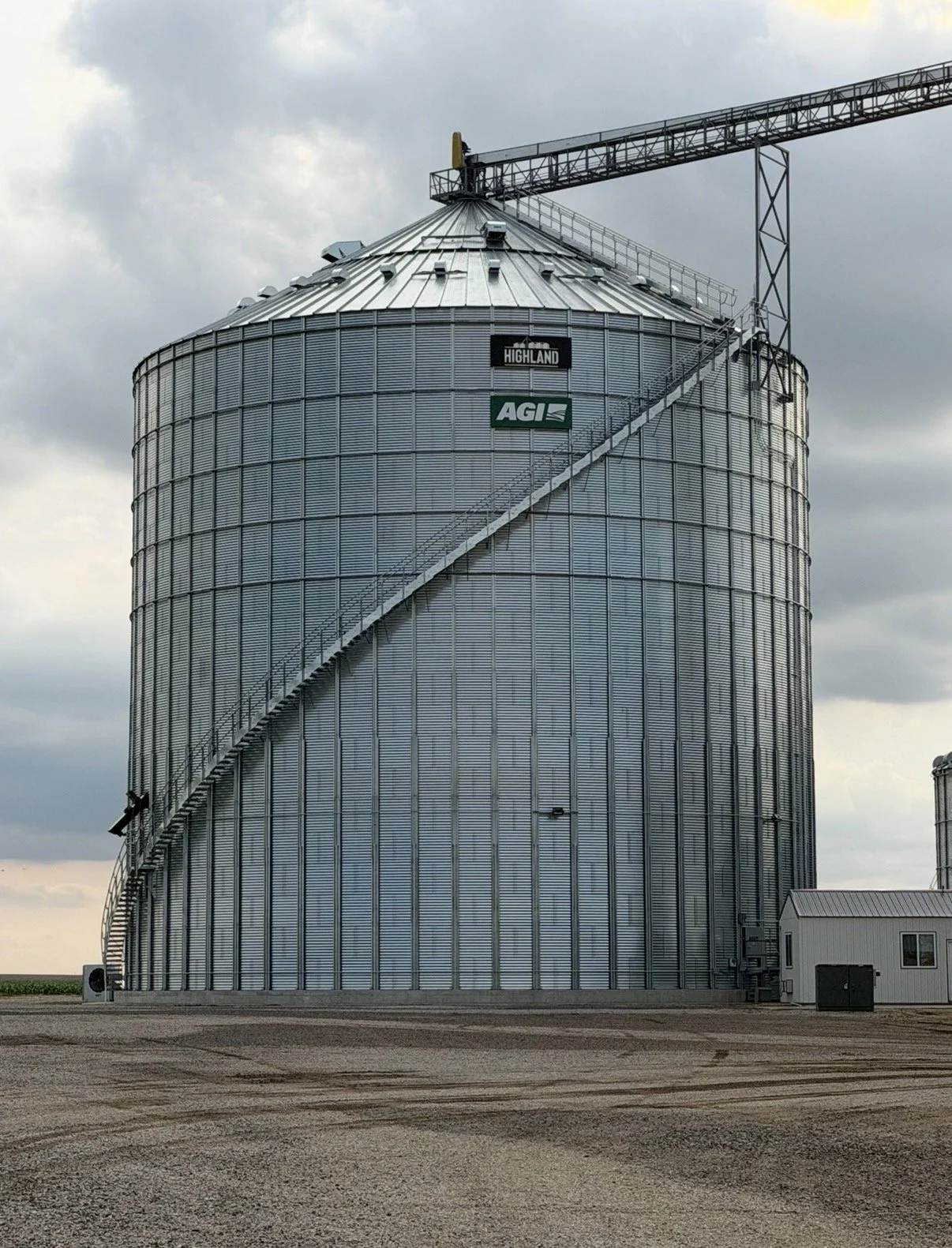 90x22 Highland Farms.jpeg