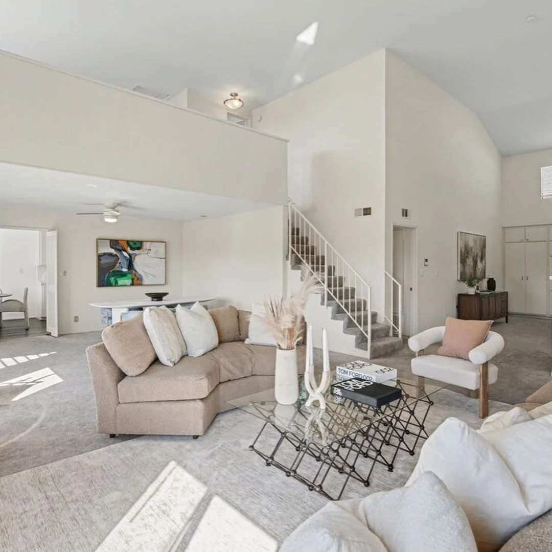 A spacious top floor, end unit in a prime Westwood location! Soaring ceilings, abundant natural light, and a flexible loft space perfect for a home office or guest area, all just moments from UCLA and Century City.

Stop by to see it this weekend or 