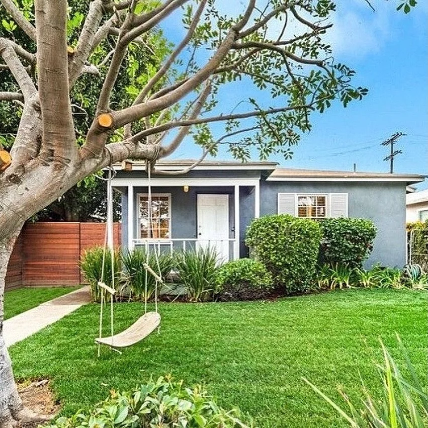 JUST SOLD: 3989 Coolidge | $1,470,000

Thrilled for my clients as they begin this new and exciting chapter as first time homeowners! 

After a few months of house hunting, nothing felt quite right for them until this cutie came along! It checks all o