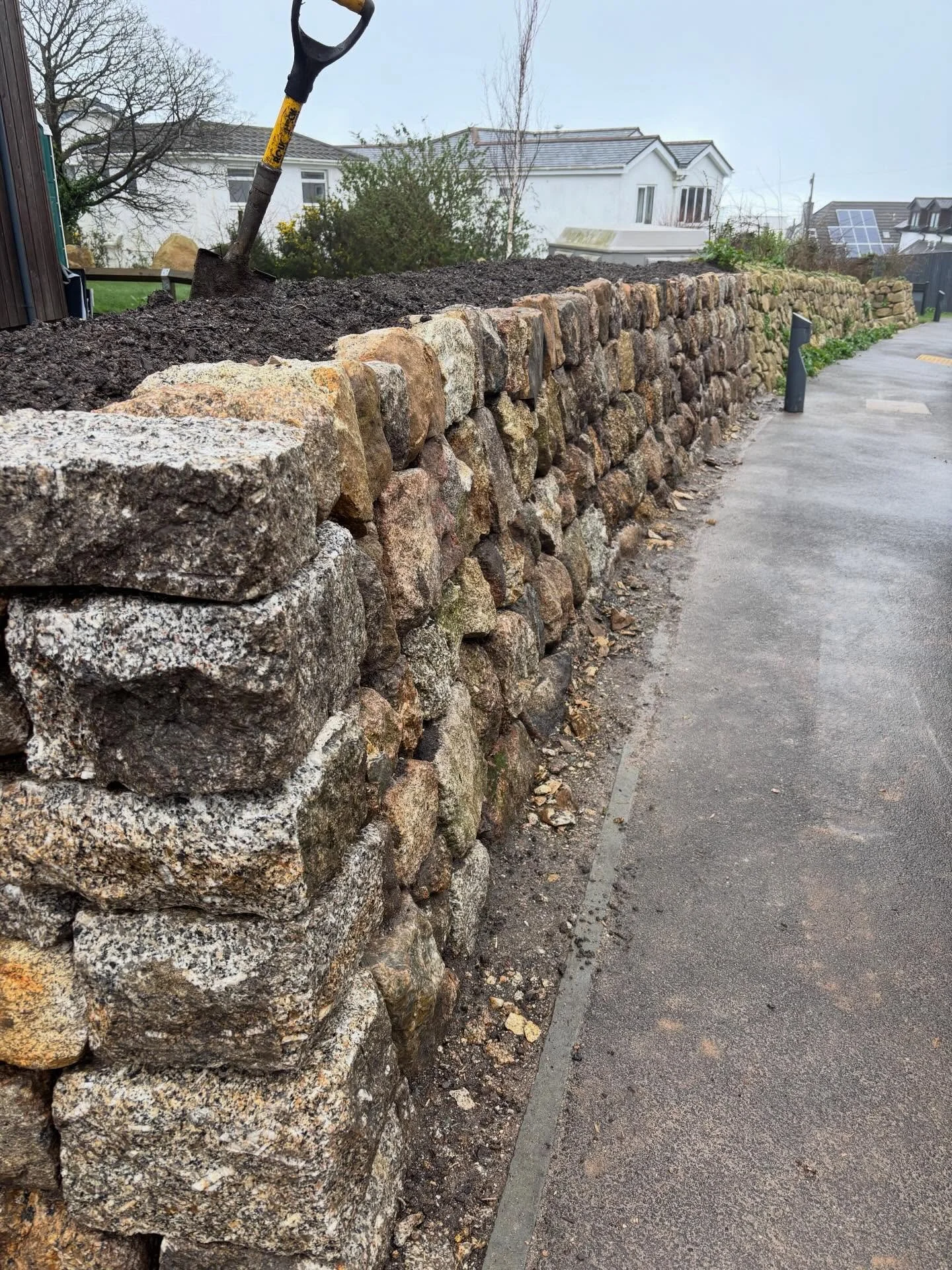 PLANTING TREES ON CORNISH HEDGES!

This has been a fun project on a new build estate in St.Ives that we did last month. Matching the previous batter and curves, while preserving our quality of build and replicating the original style of stonework.

O