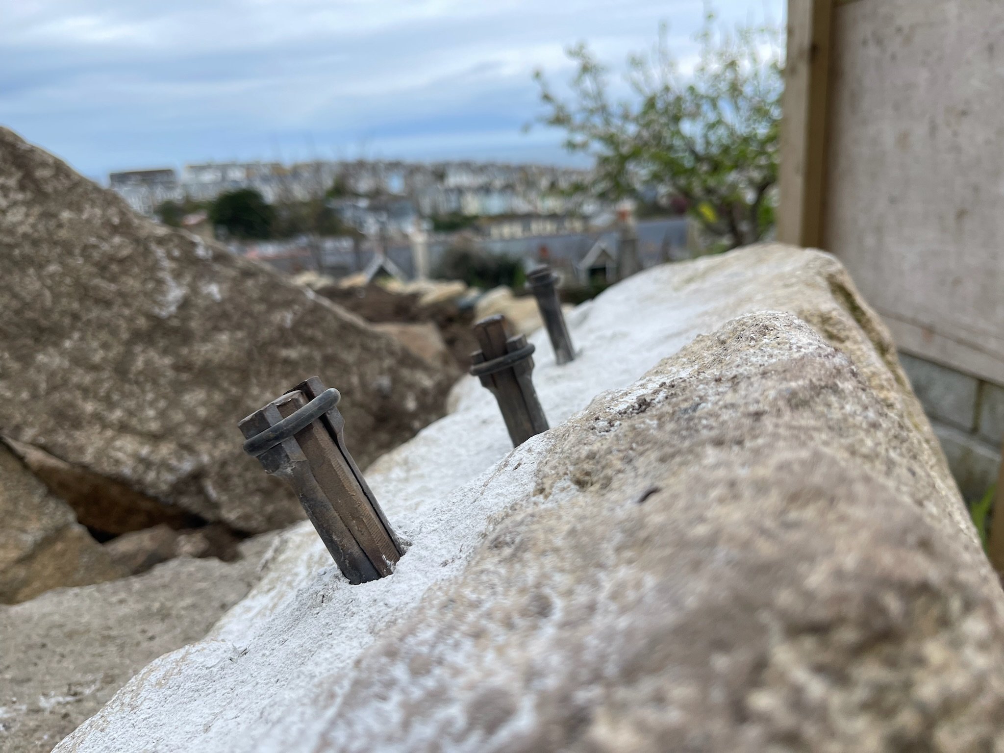 Splitting Granite with feathers