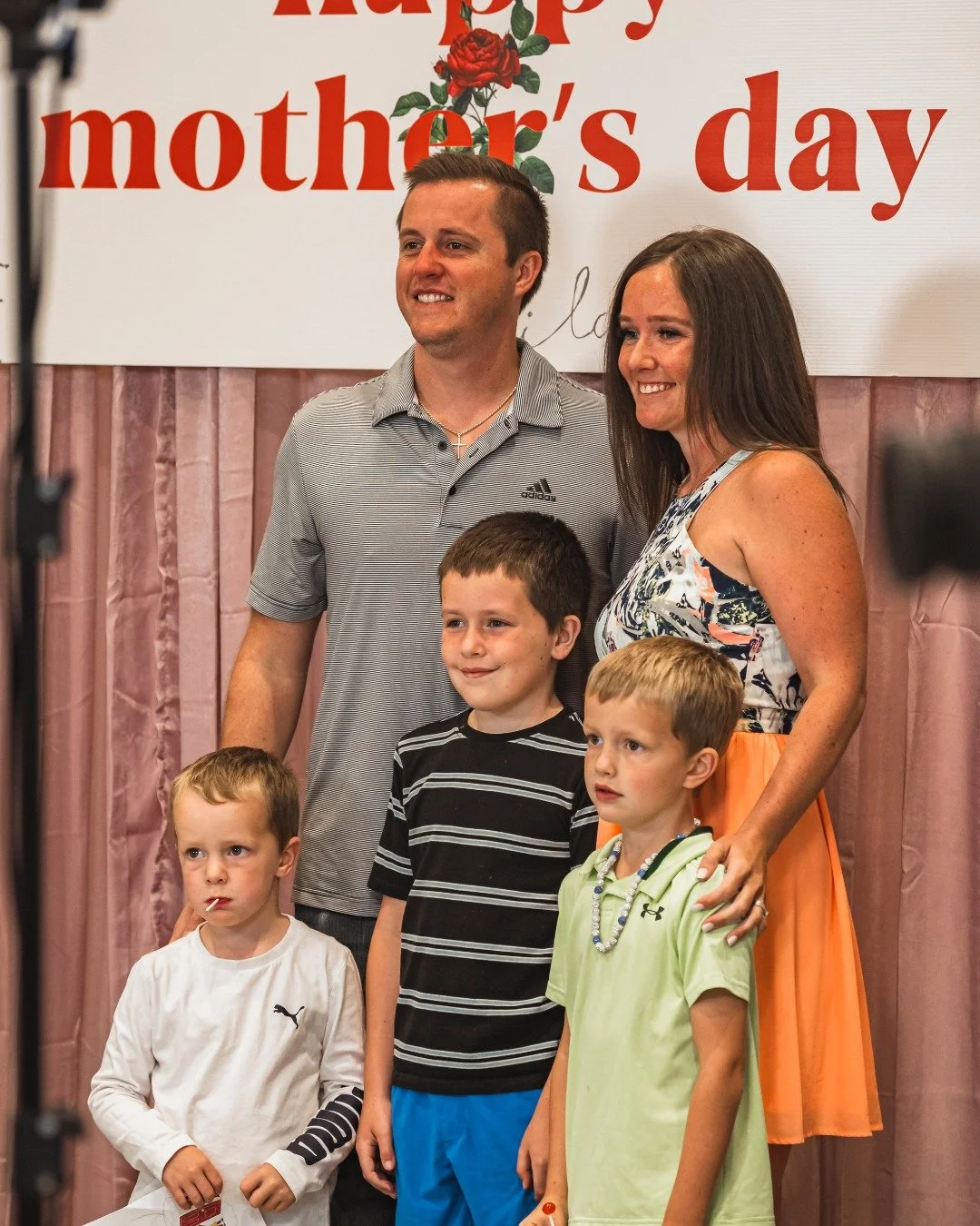 Don't miss a chance to make mom feel special this weekend! 🙌 Share this with a mom you'd love to see at Mission City with you! 

⏰ Thurs. 7PM | Sunday 9:20AM &amp; 11AM
📍Northwest // 27021 I-10 San Antonio, TX 78006

⏰ Sunday | 9:20 AM &amp; 11:00 