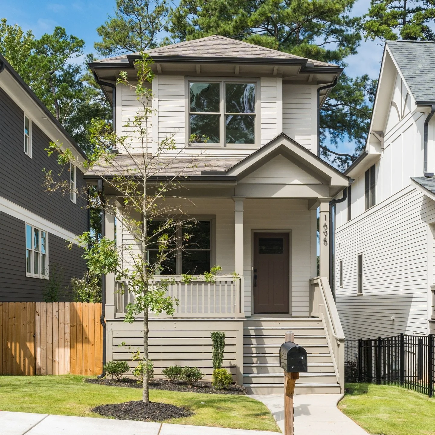 JUST SOLD 🏡✨
Referred to us after time on the market, and we got straight to work 💪
A clear goal, a smart strategy, and thoughtful pricing made all the difference...and we closed before year-end just like our sellers hoped 🎯📅

So grateful our sel