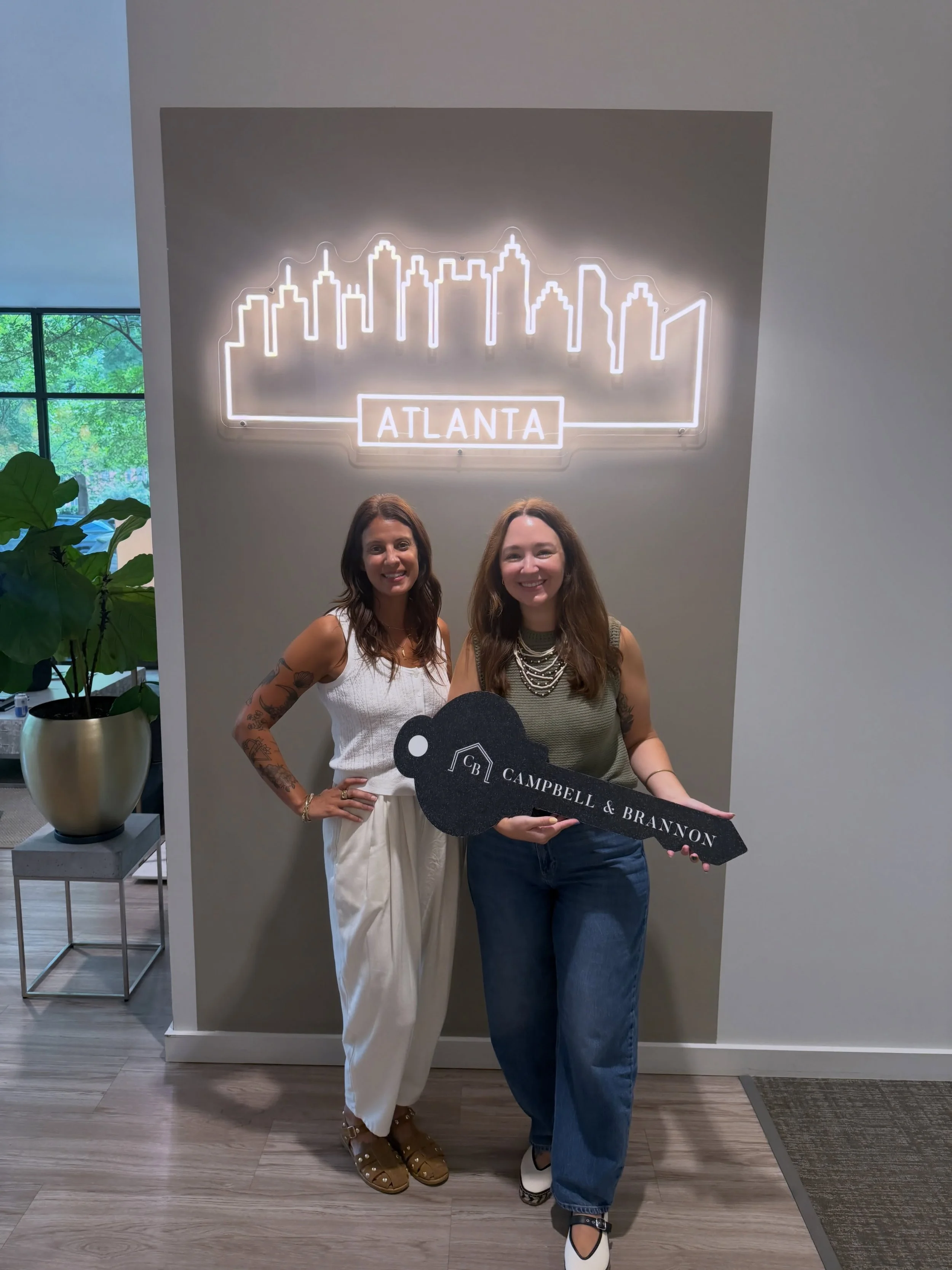 Just Sold ⚡️

One of the best parts of this job is when great people send great people your way. Huge thank you to my sweet friend @nicholebabad for the introduction 🤍

Helping Caitlin find her new home was so much fun&mdash;and honestly, my only co
