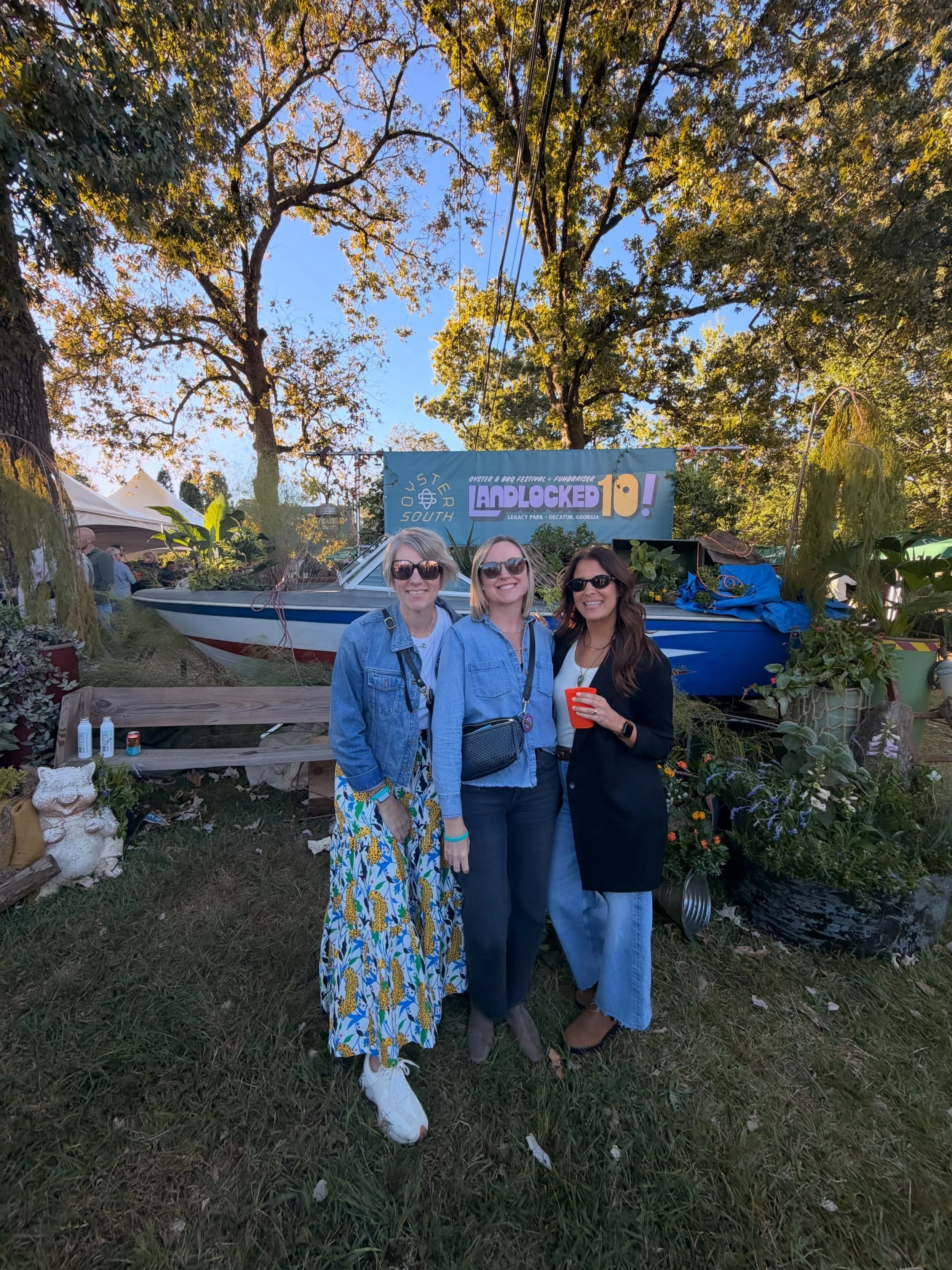 Year 10 in the books 🦪 Oysters, BBQ &amp; the best people. One of my favorite days of the year 🤍 Thank you @oystersouth_

#landlocked10