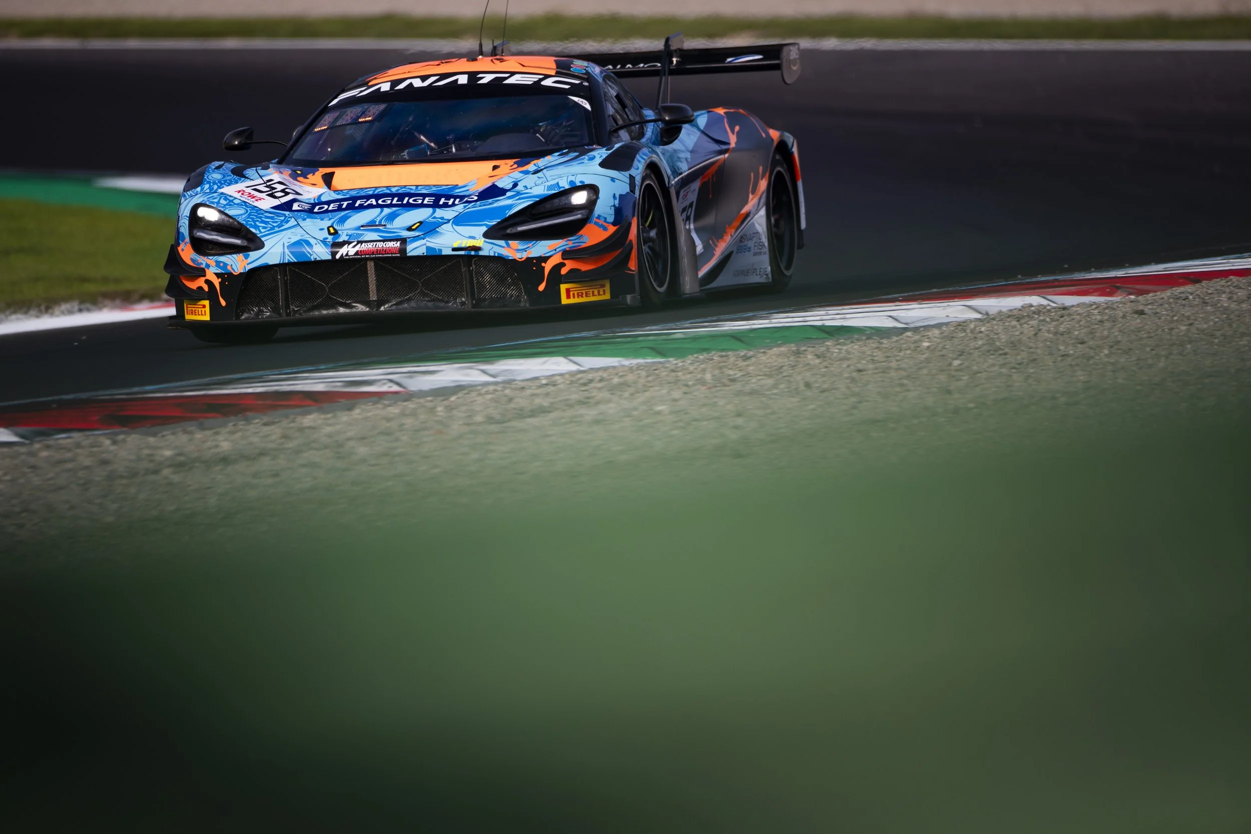 James Baldwin | Professional Racing Driver & Sim Racer