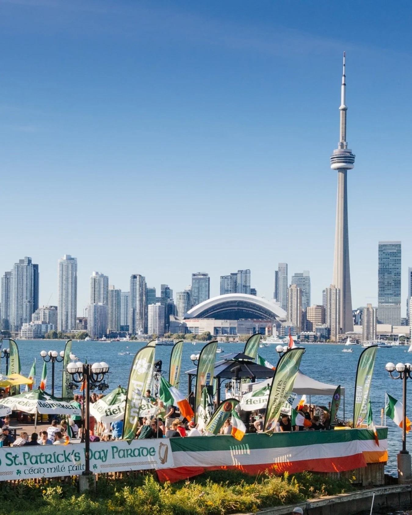 Four-week countdown to the Celtic Island Music Festival! 🇮🇪 🇨🇦 🏴󠁧󠁢󠁳󠁣󠁴󠁿 

There will be cold drinks, great food and incredible views on the best patio in the city. Will you be there?

Advance tickets are $15 for each day. A limited number m