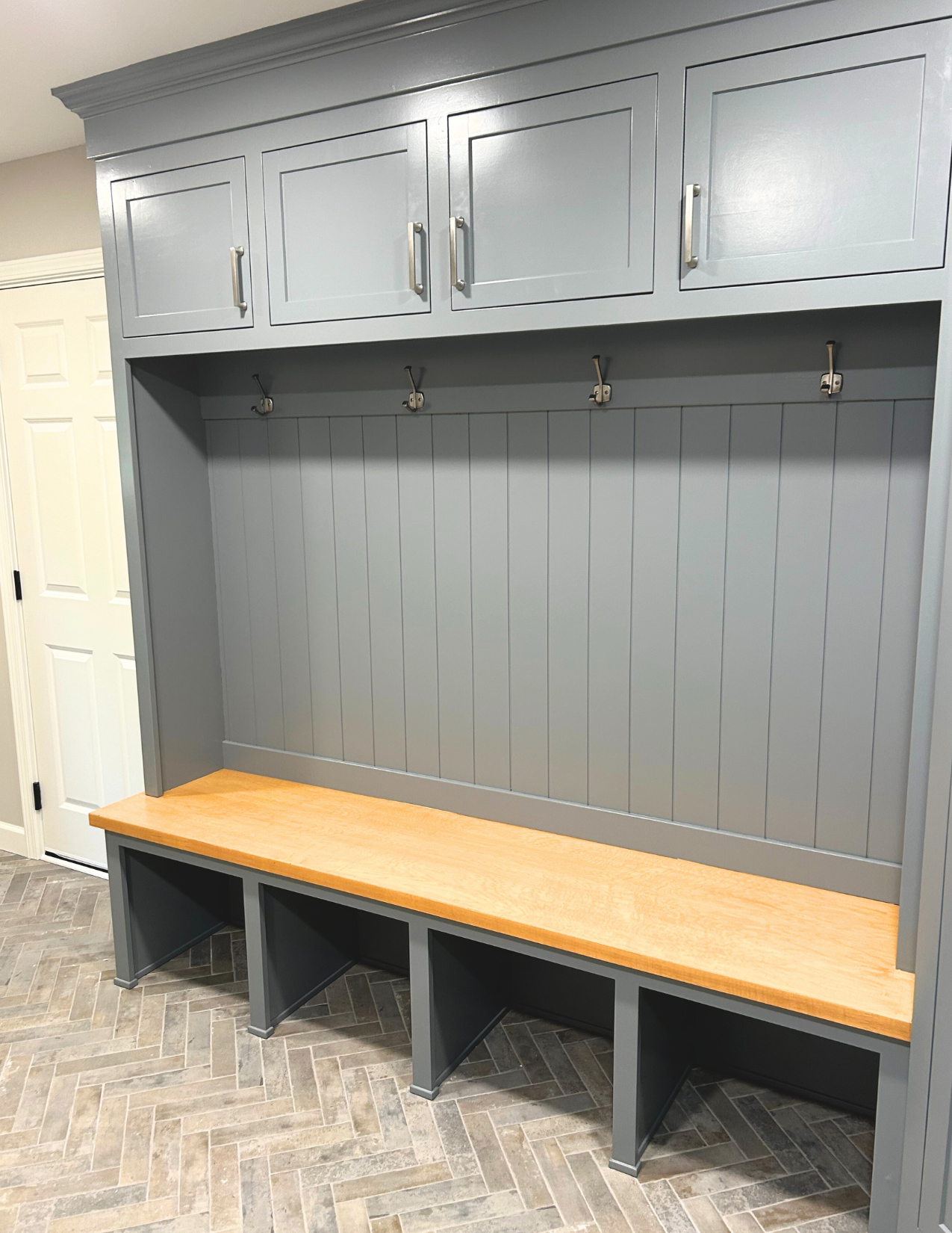 Bench/Locker Built-Ins