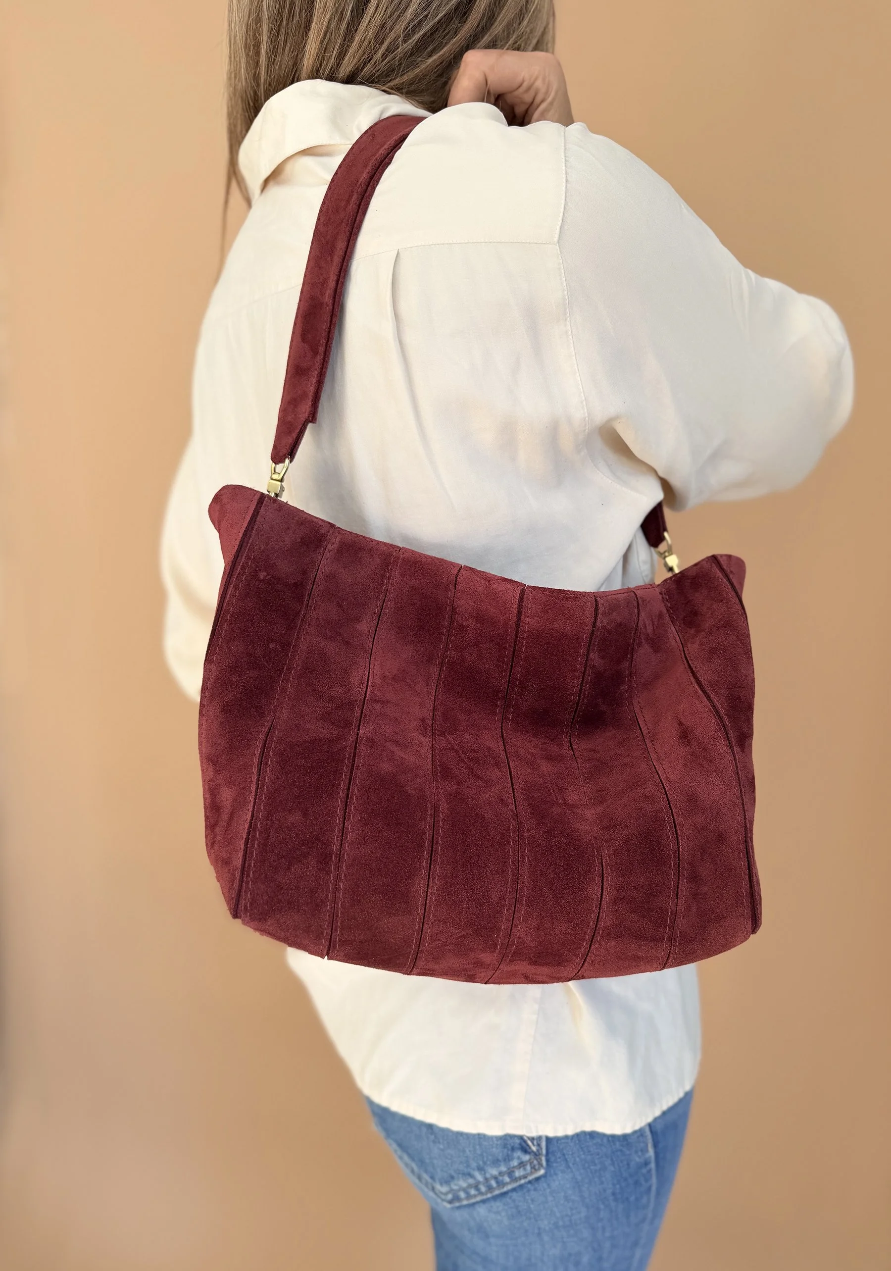 SONHOUSE_SATCHEL_suede_bordeaux_11_web.jpg