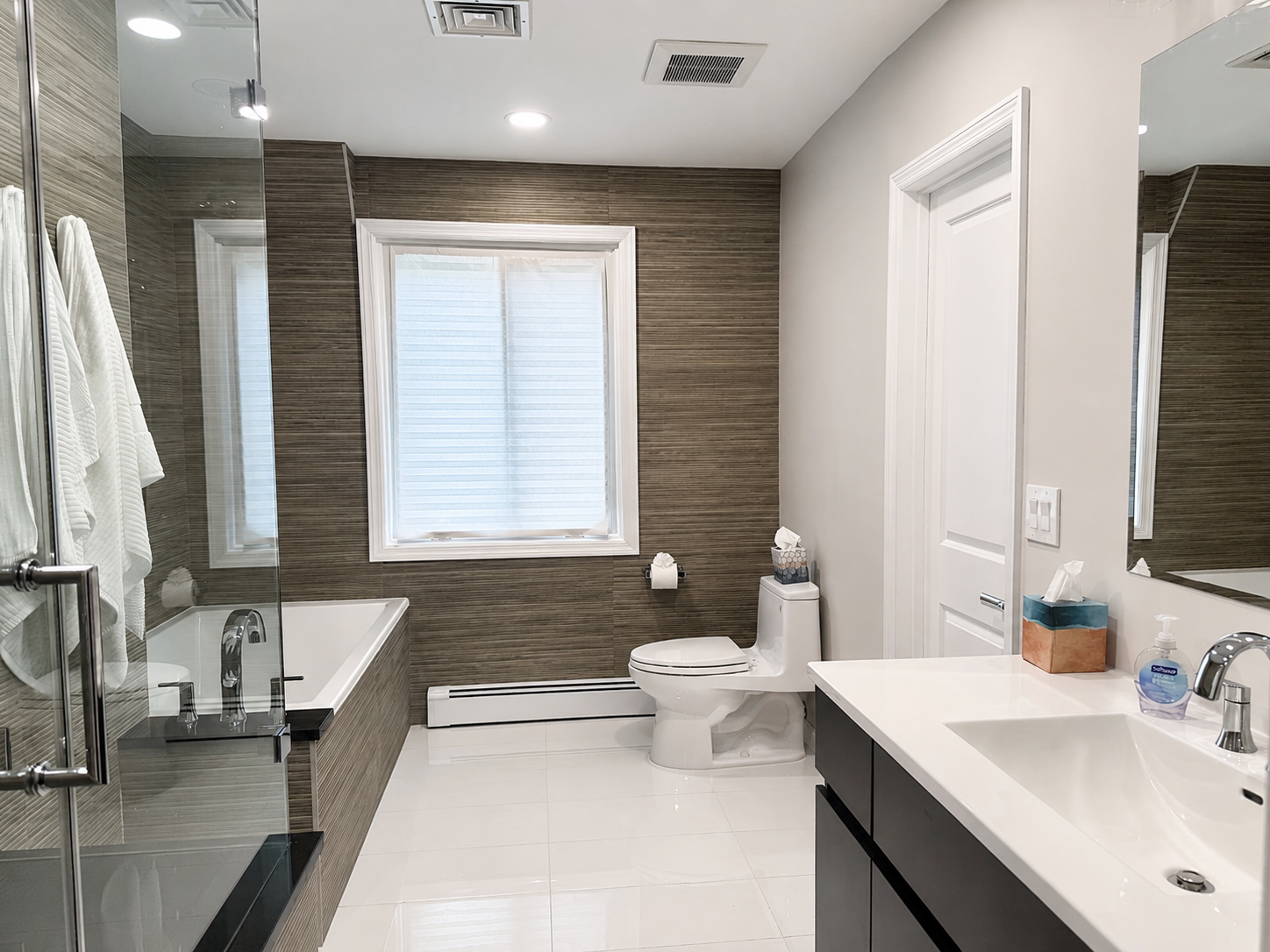 spa bathroom 1.png