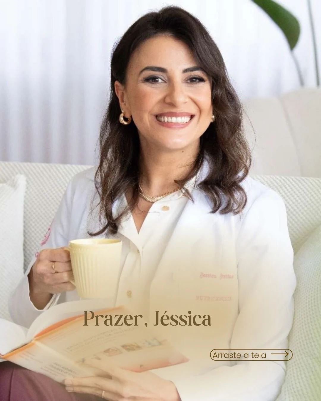 Muito prazer! Aqui falo um pouco sobre quem sou, pessoal e profissionalmente 🤍

Meu objetivo &eacute; falar sobre nutri&ccedil;&atilde;o baseada em evid&ecirc;ncias cient&iacute;ficas, e orienta&ccedil;&otilde;es que promovam mais sa&uacute;de atrav