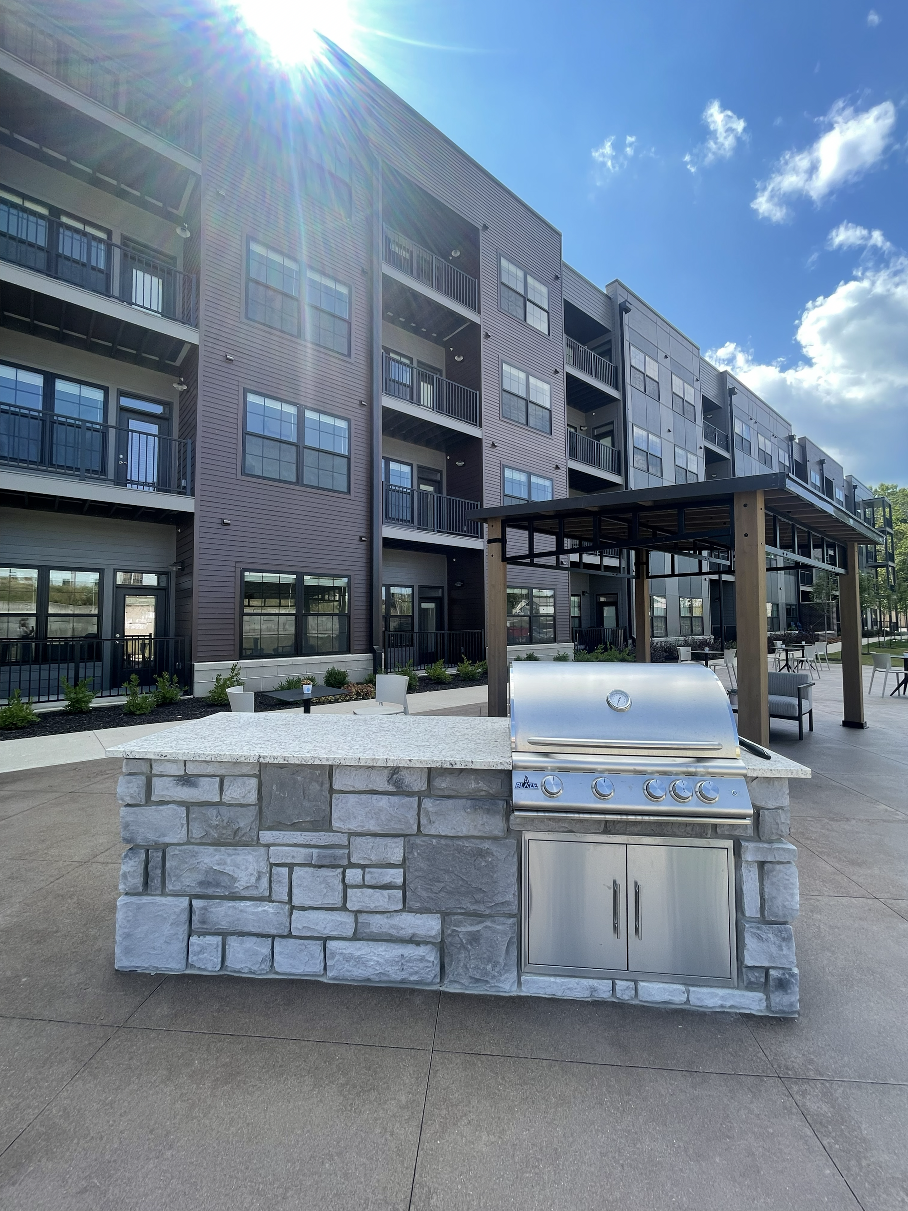 Outdoor Patio with Grill