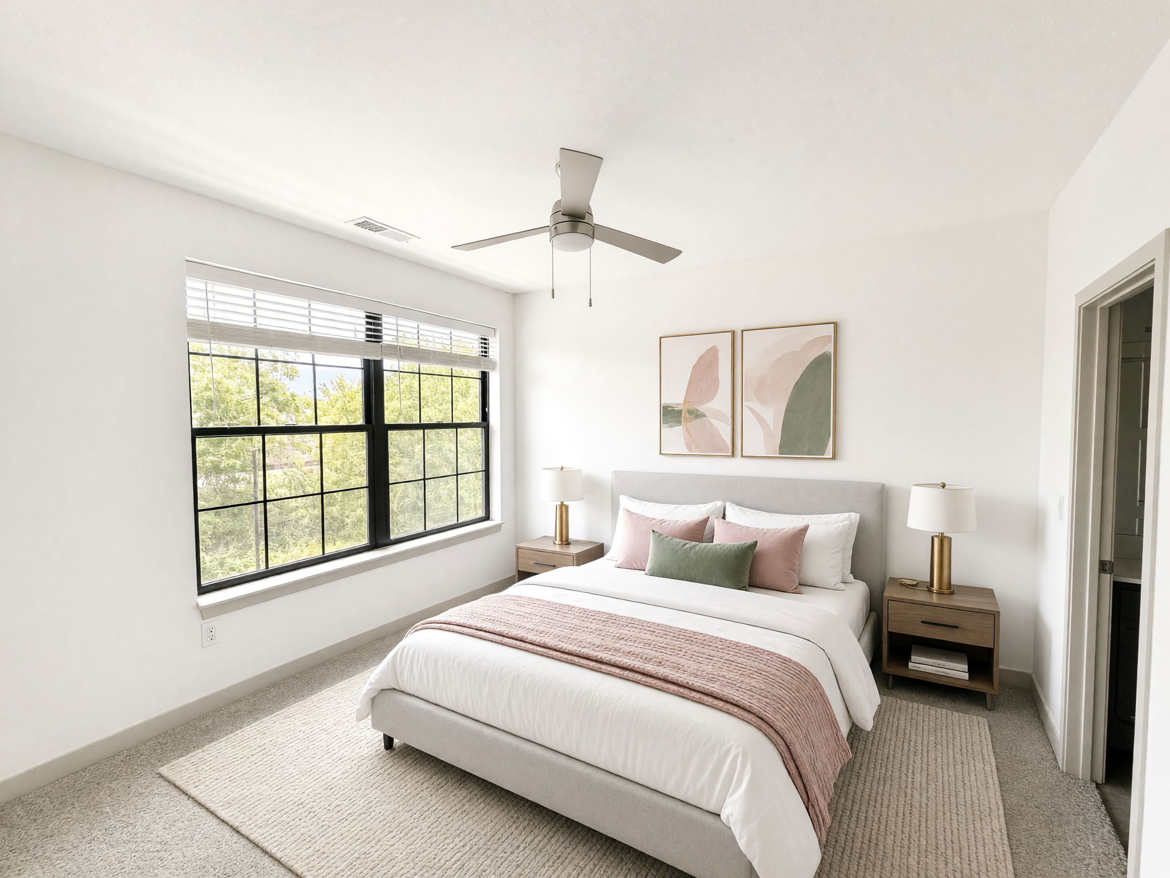 The Oak Primary Bedroom