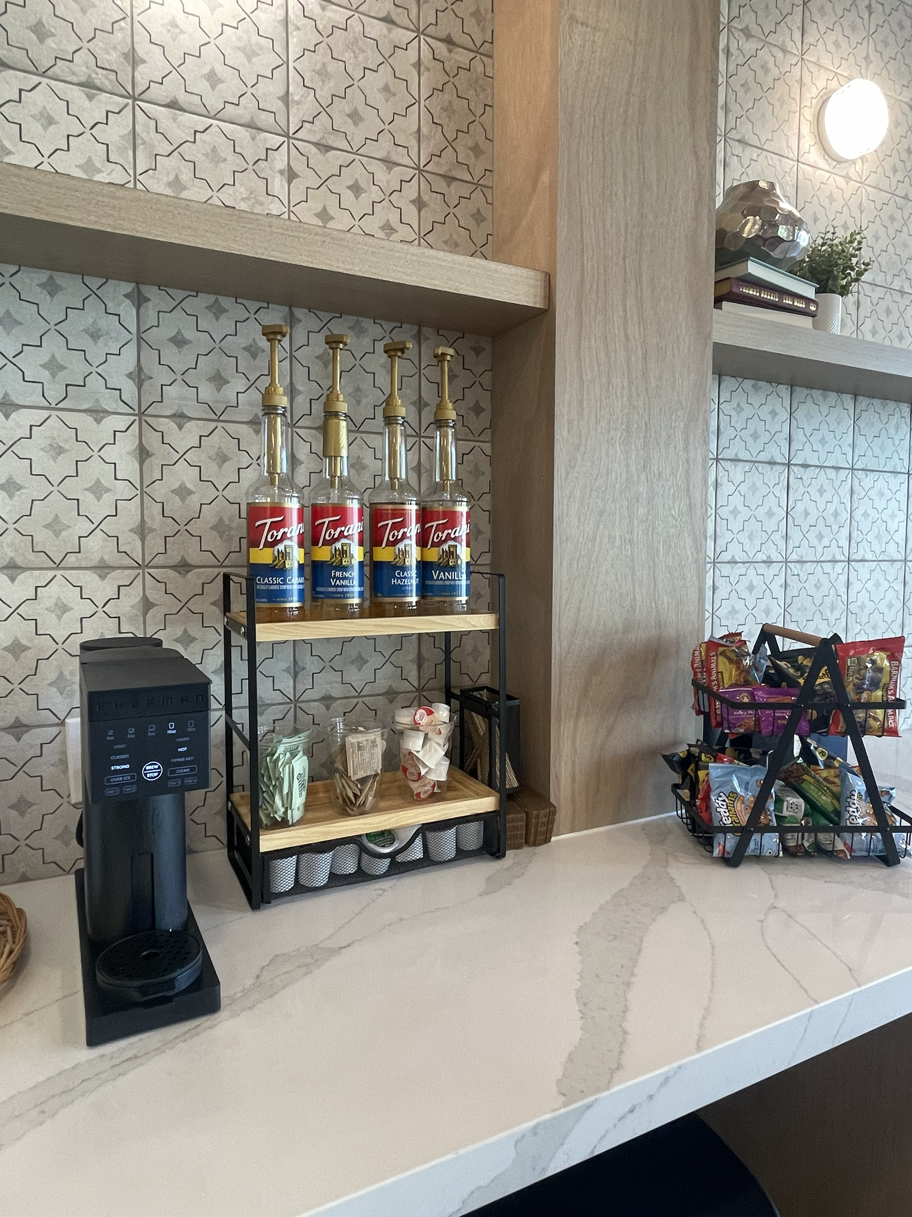 Complimentary Coffee and Snacks for Residents 