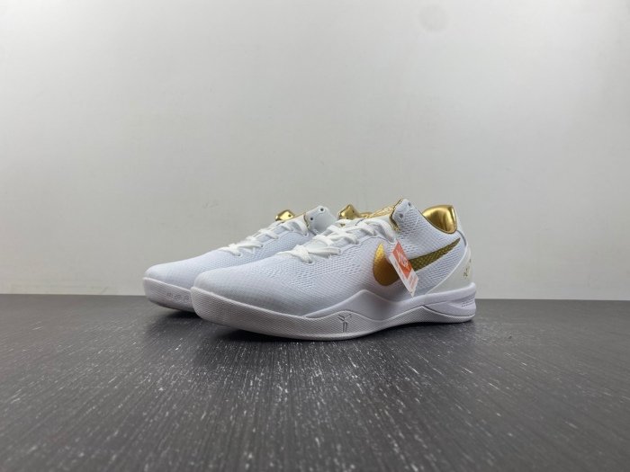 Kobe 8 Protro Gold