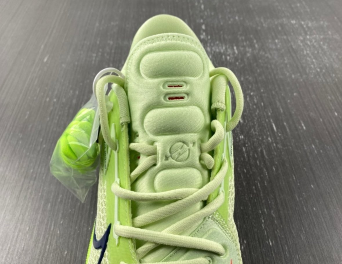 Screenshot_14-5-2025_22536_www.lucaskickz.com.jpeg