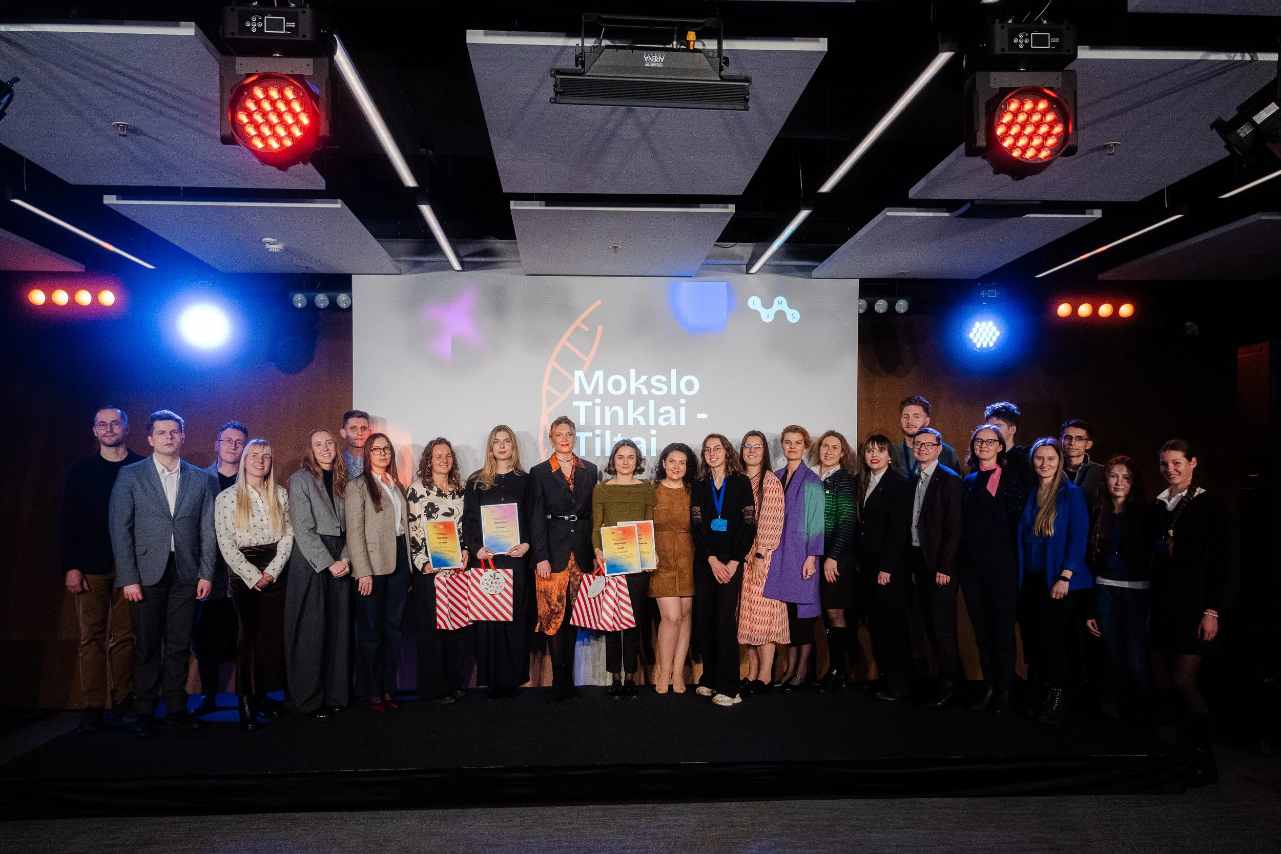 Mokslo populiarinimo renginys „Mokslo tinklai – tiltai“ – sėkmingai įgyvendintas!